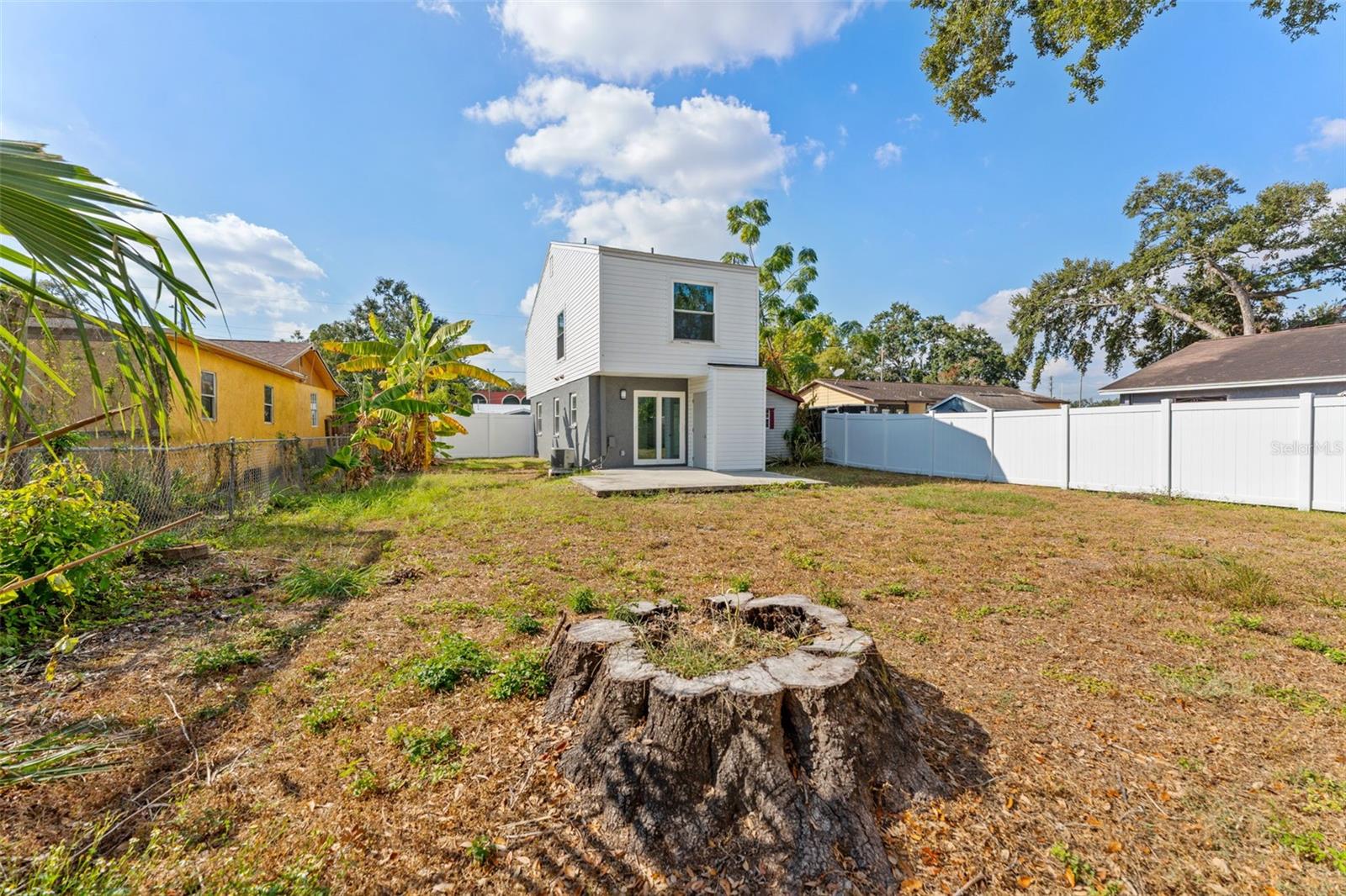 Image 27 of 33 For 8737 Tangerine Place