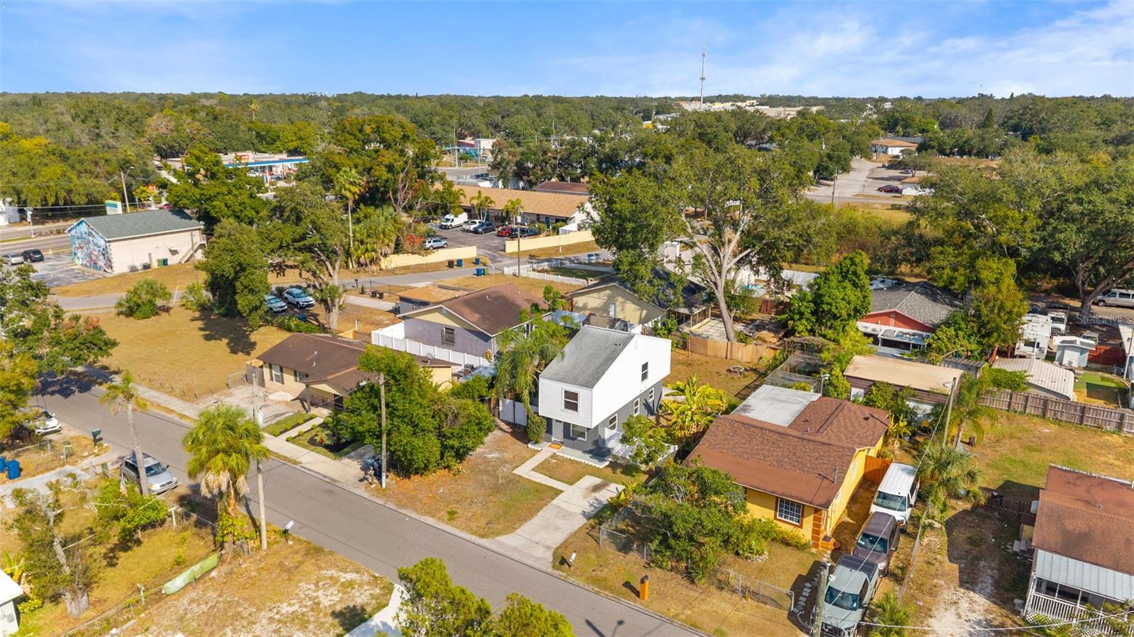 Image 31 of 33 For 8737 Tangerine Place