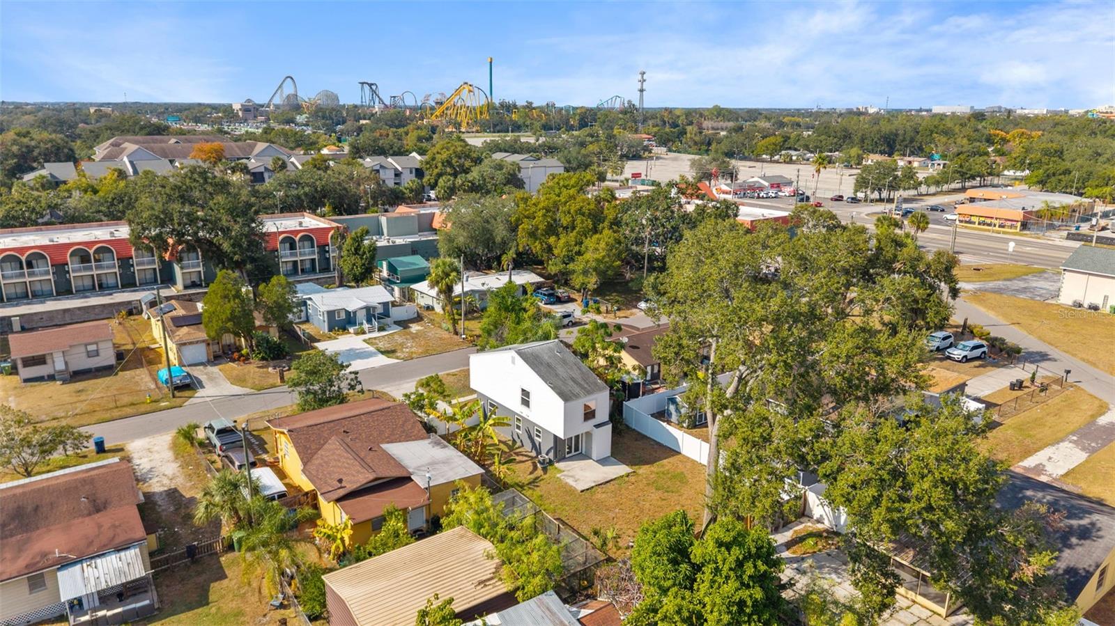 Image 9 of 33 For 8737 Tangerine Place