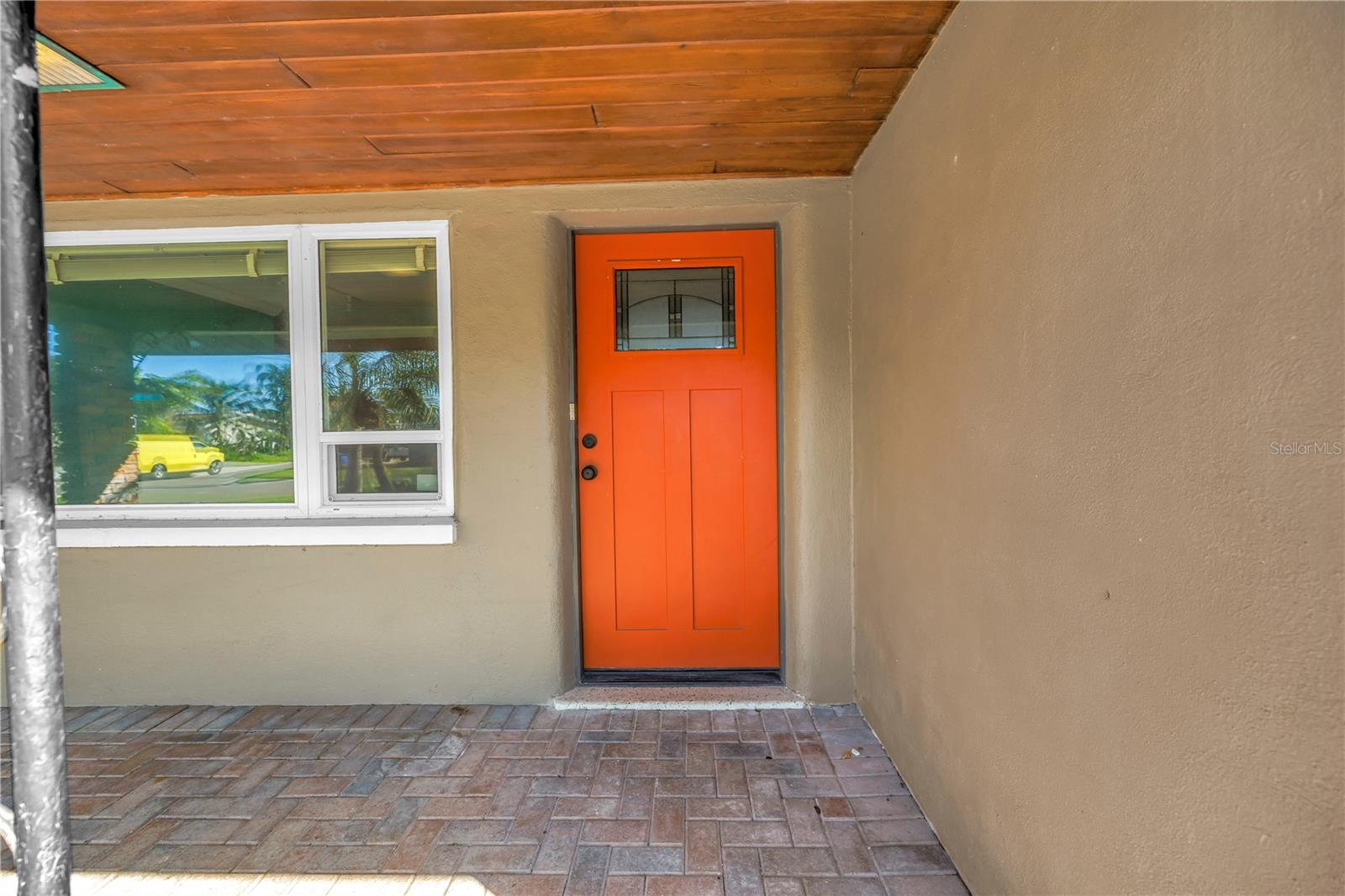 Image 12 of 46 For 7898 Causeway Boulevard N