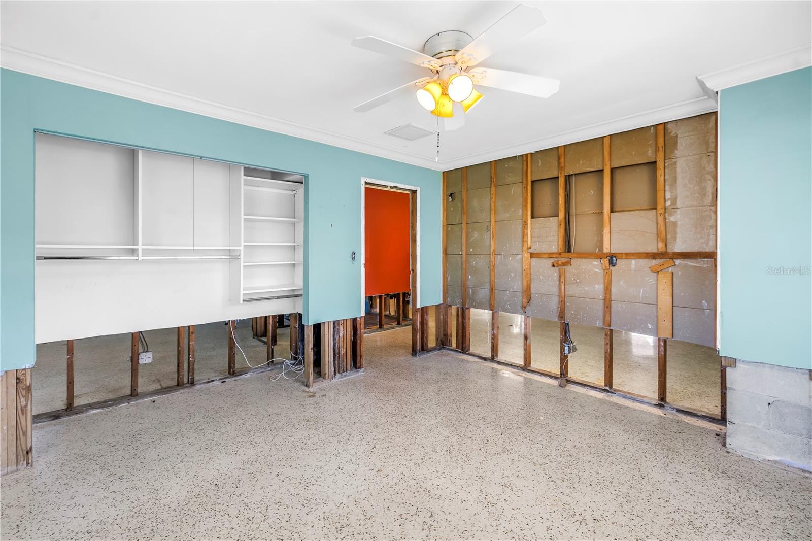 Image 18 of 46 For 7898 Causeway Boulevard N