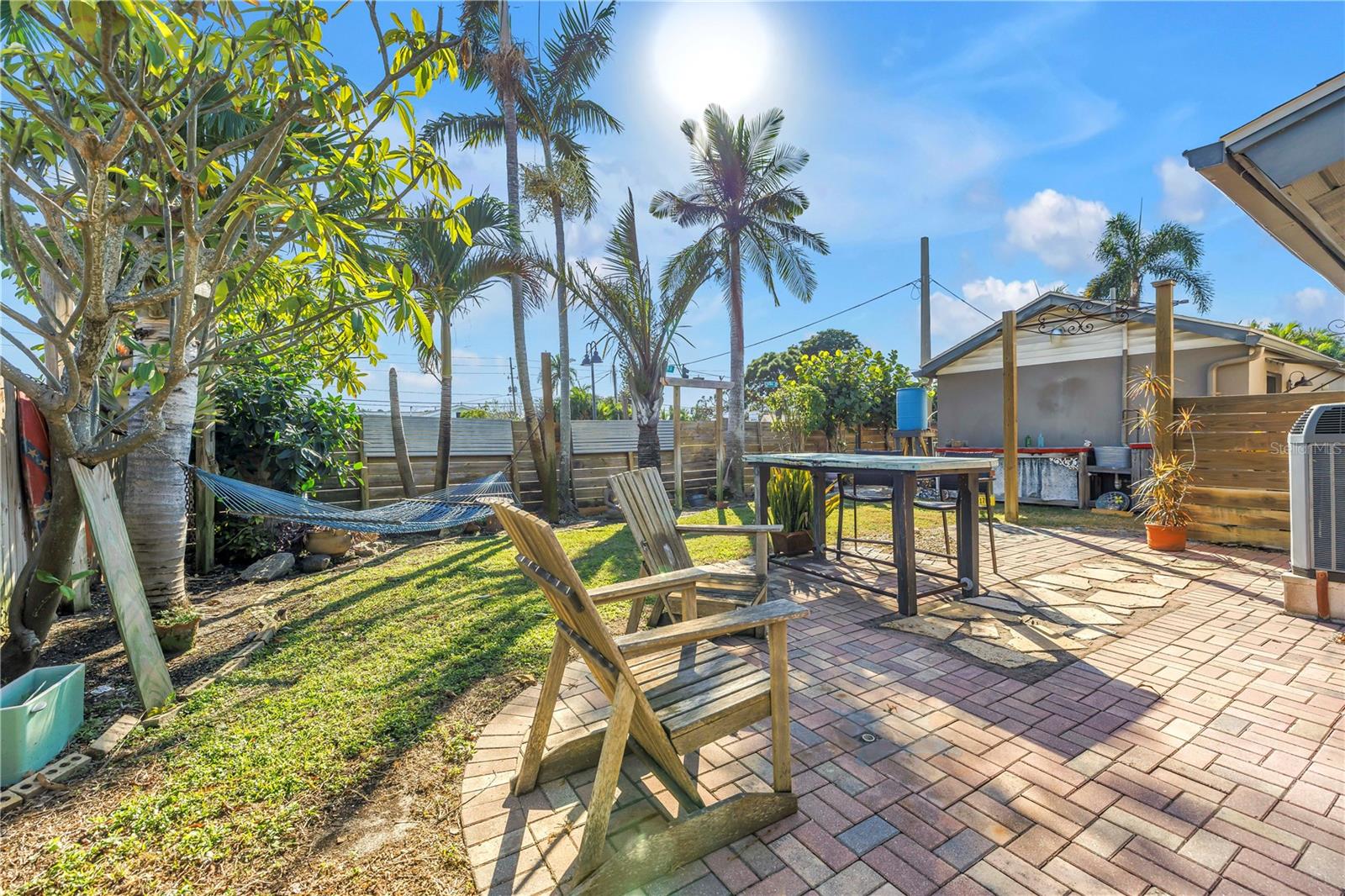 Image 29 of 46 For 7898 Causeway Boulevard N