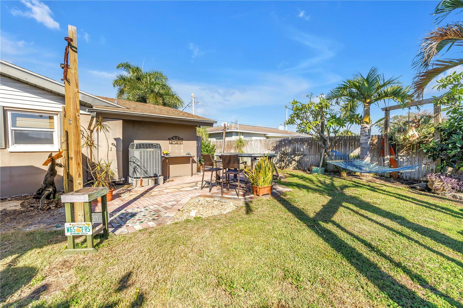 Image 31 of 46 For 7898 Causeway Boulevard N