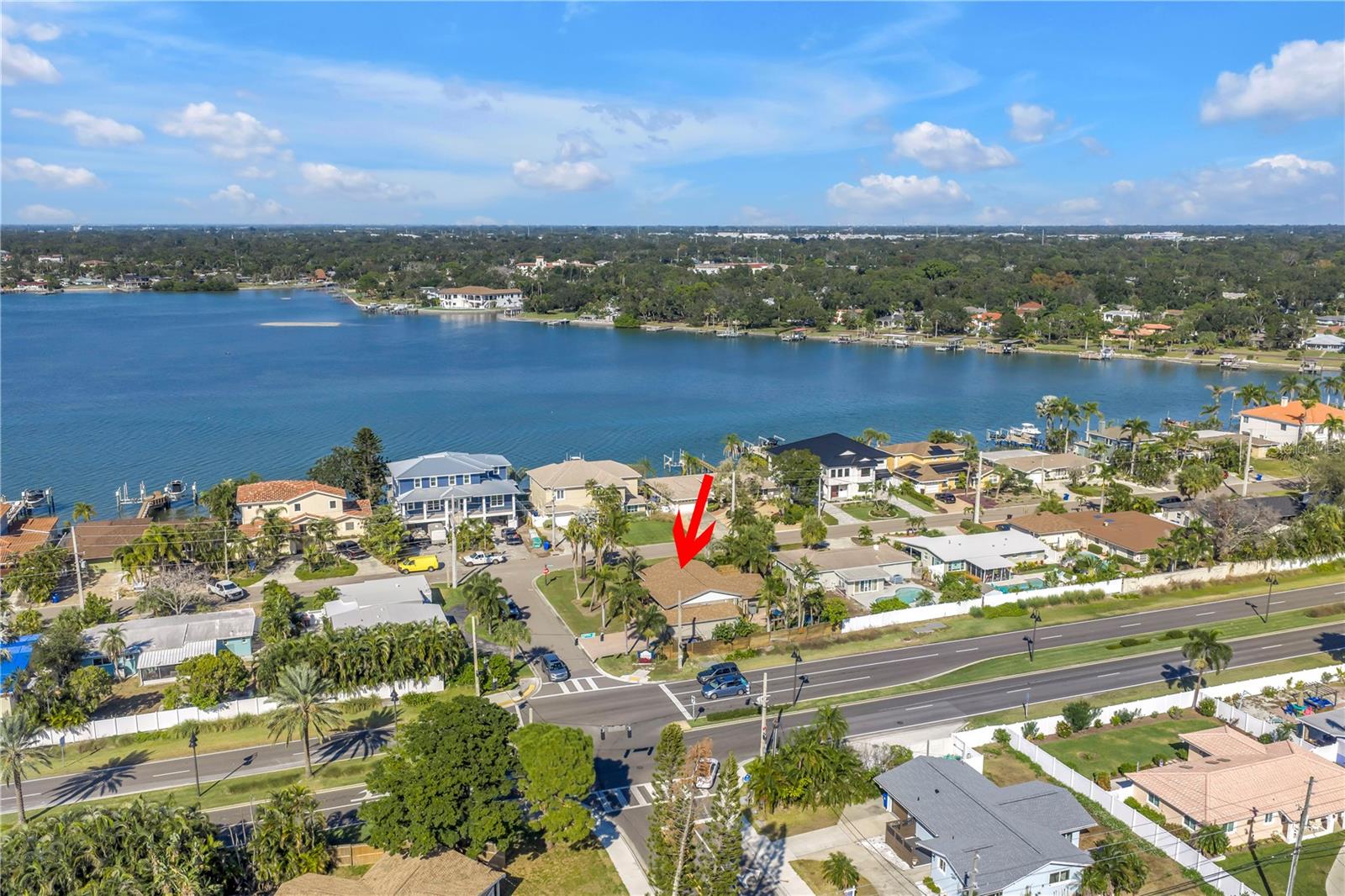 Image 35 of 46 For 7898 Causeway Boulevard N