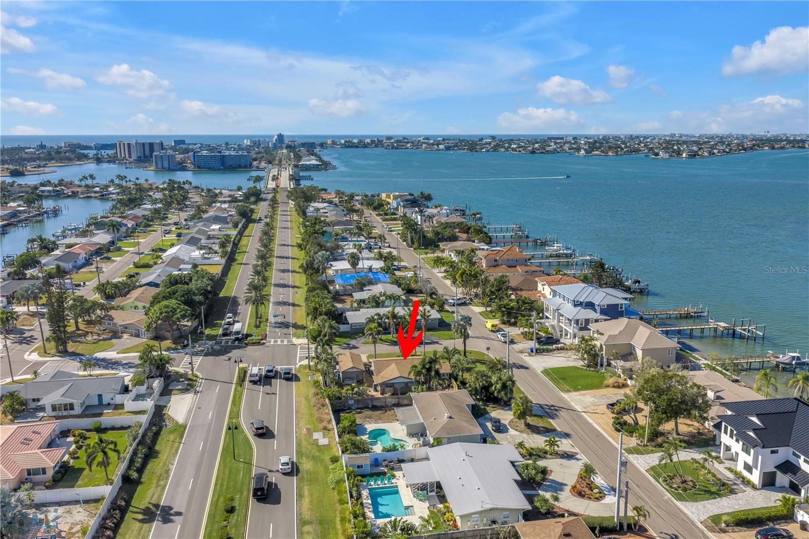 Image 37 of 46 For 7898 Causeway Boulevard N