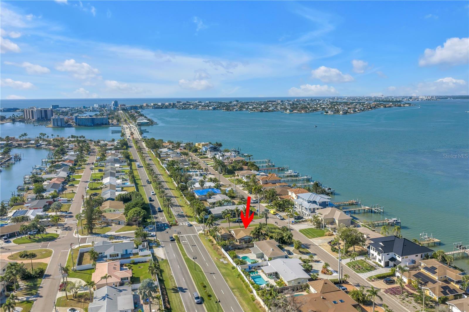 Image 43 of 46 For 7898 Causeway Boulevard N