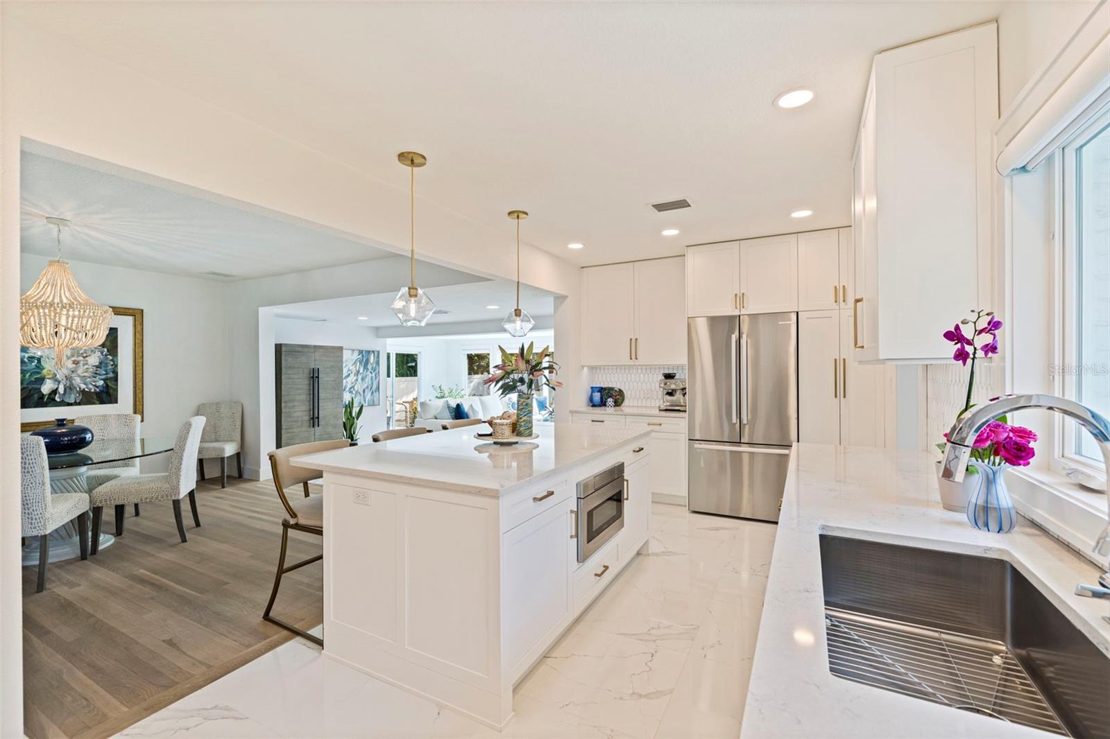 Image 18 of 46 For 176 25th Avenue N