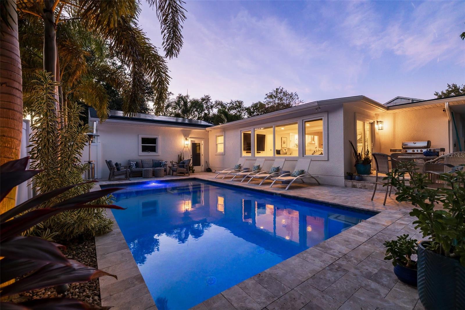 Image 41 of 46 For 176 25th Avenue N