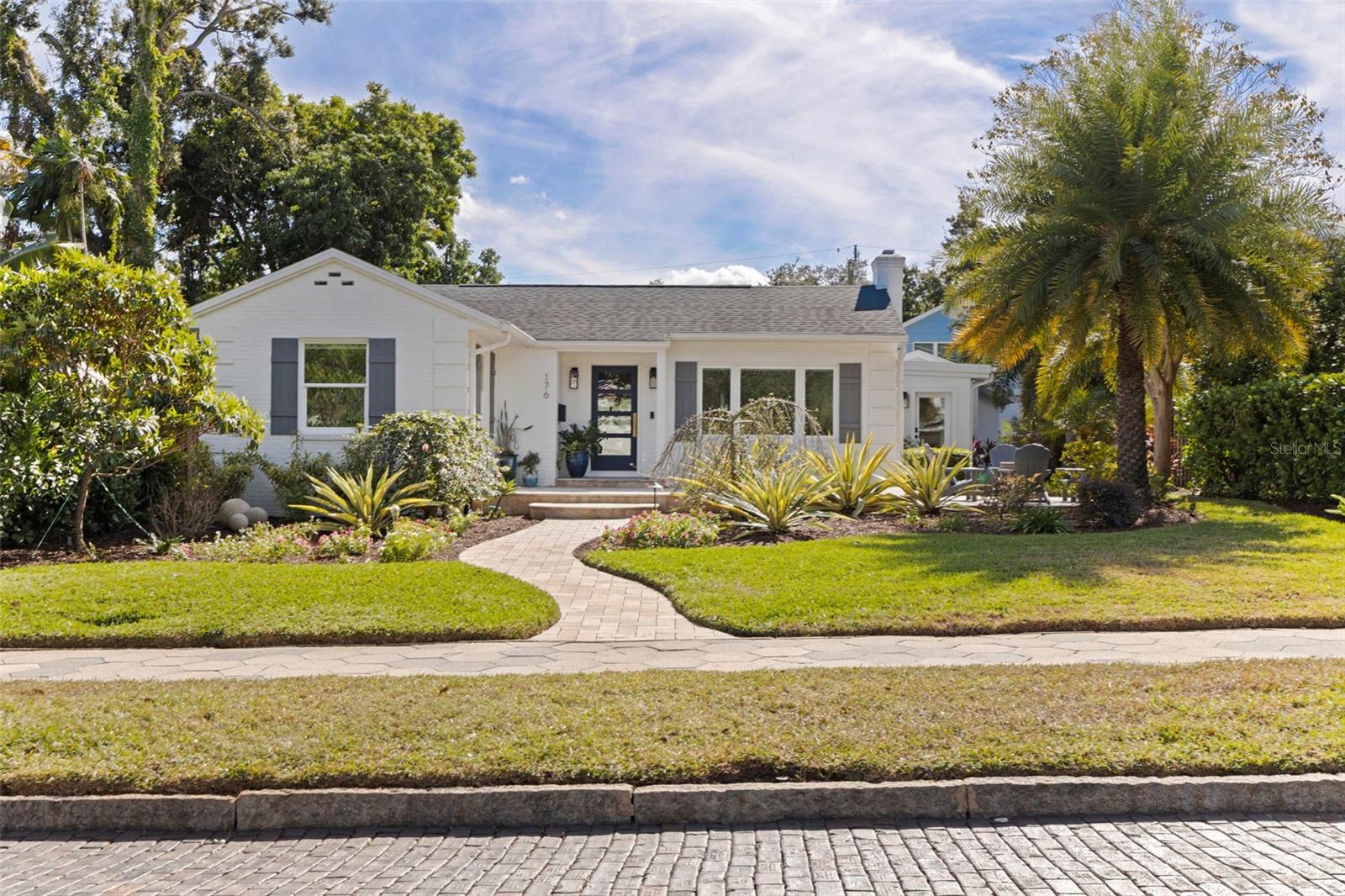 Image 6 of 46 For 176 25th Avenue N