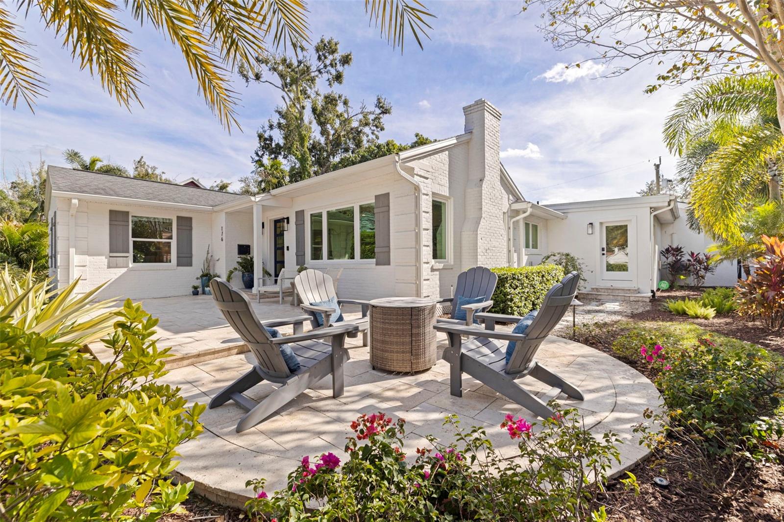 Image 7 of 46 For 176 25th Avenue N