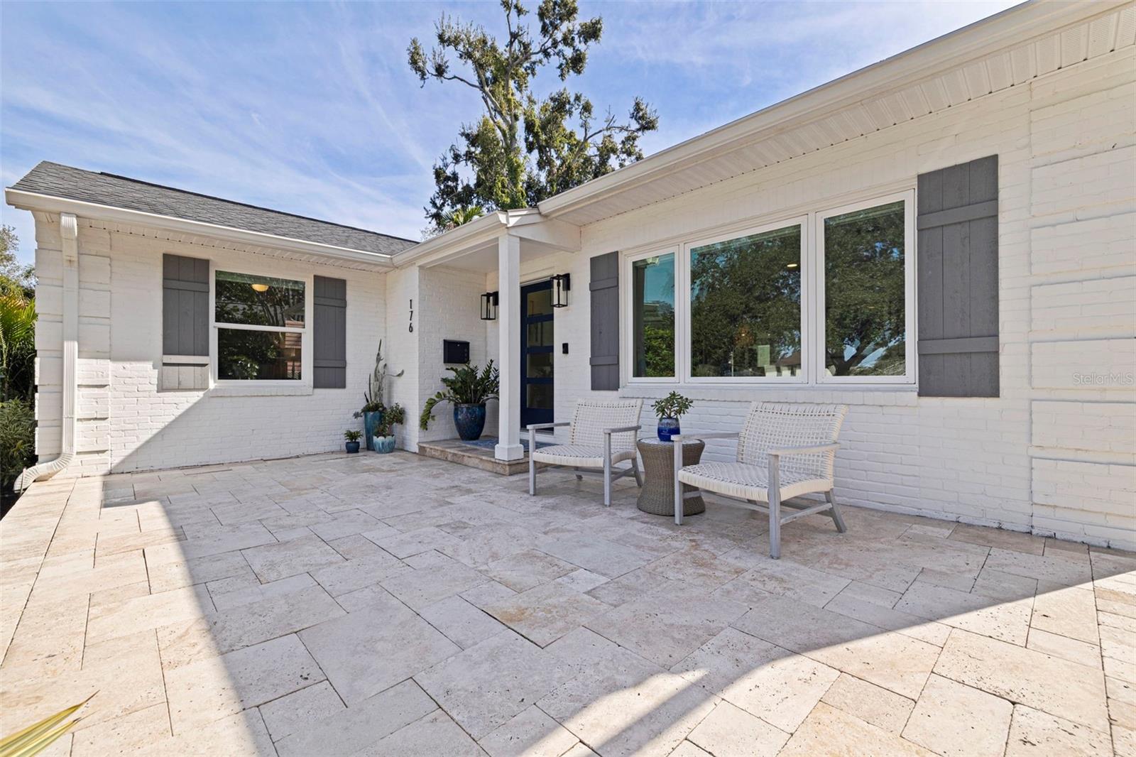 Image 9 of 46 For 176 25th Avenue N