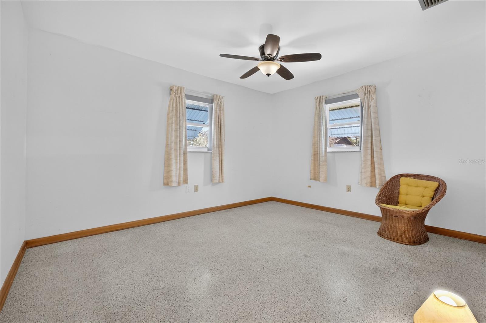 Image 14 of 23 For 5410 Satsuma Drive