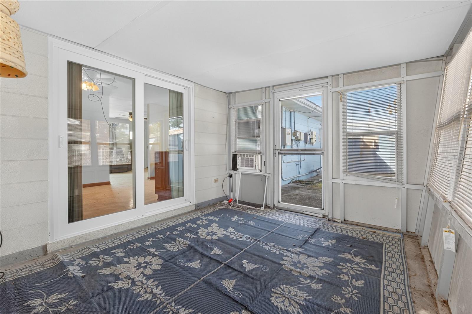 Image 17 of 23 For 5410 Satsuma Drive