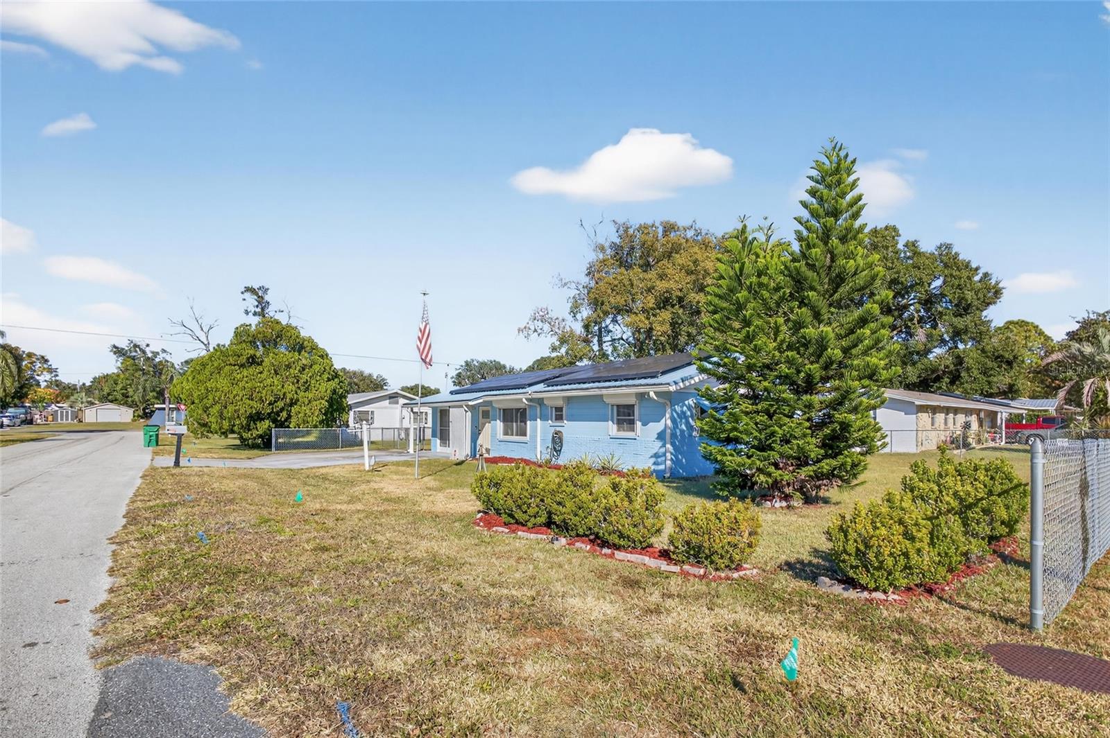 Image 4 of 23 For 5410 Satsuma Drive