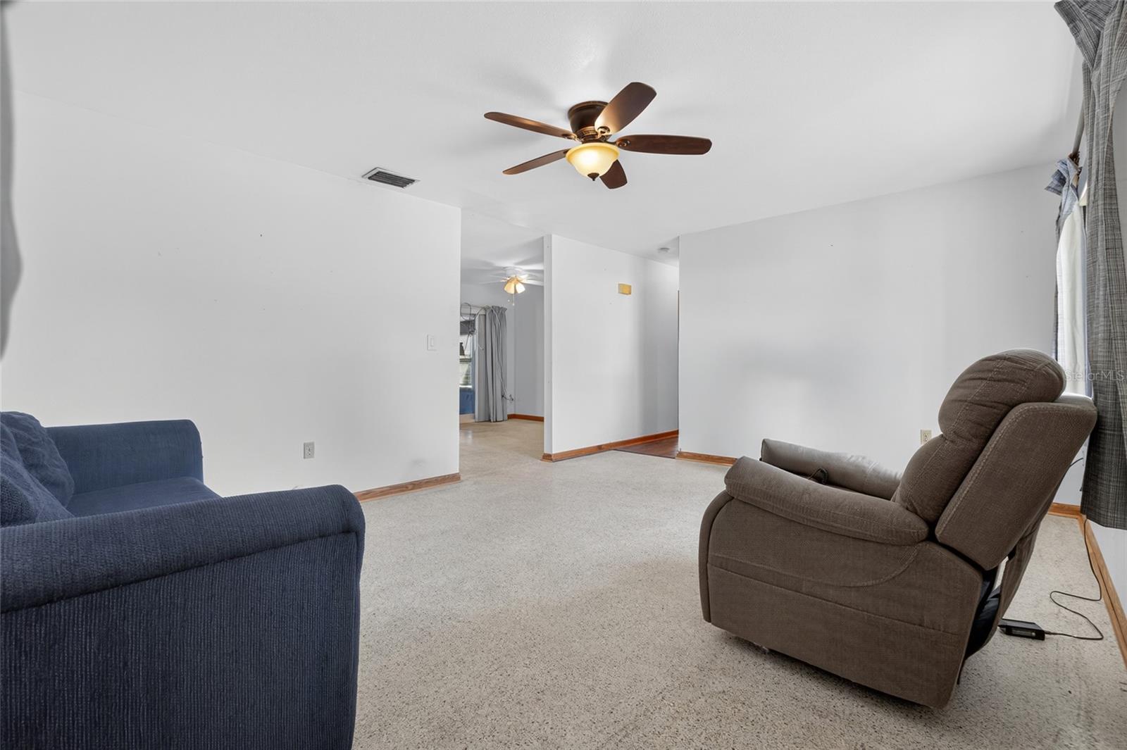 Image 6 of 23 For 5410 Satsuma Drive