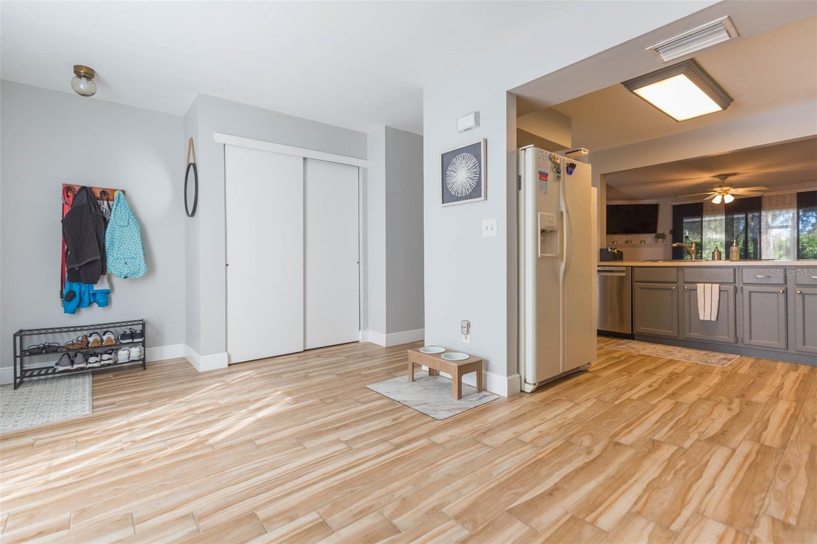 Image 4 of 25 For 14123 Trouville Drive