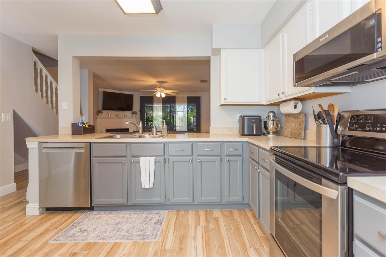 Image 6 of 25 For 14123 Trouville Drive