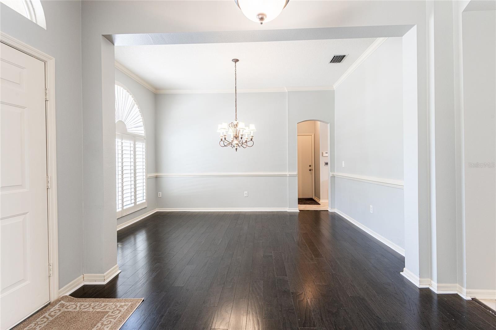 Image 10 of 48 For 9404 Ayleshire Place