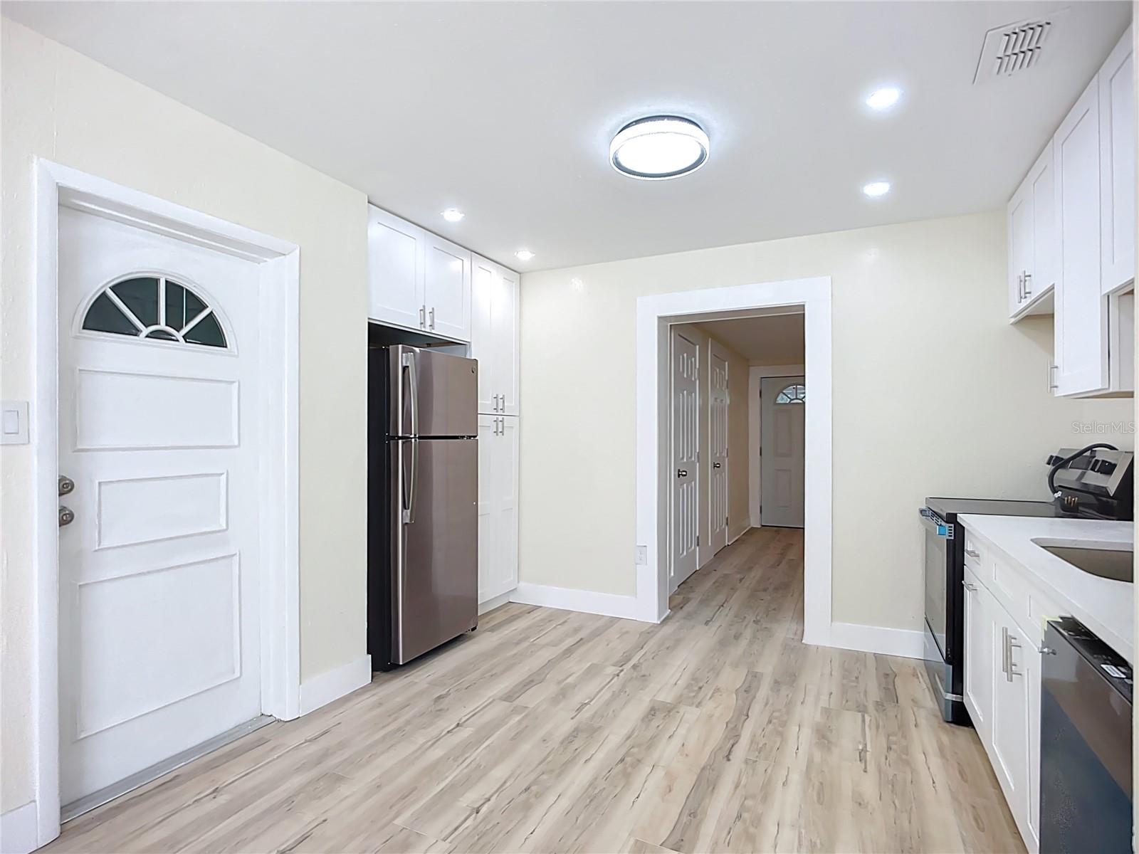 Image 14 of 50 For 4513 Gray Street