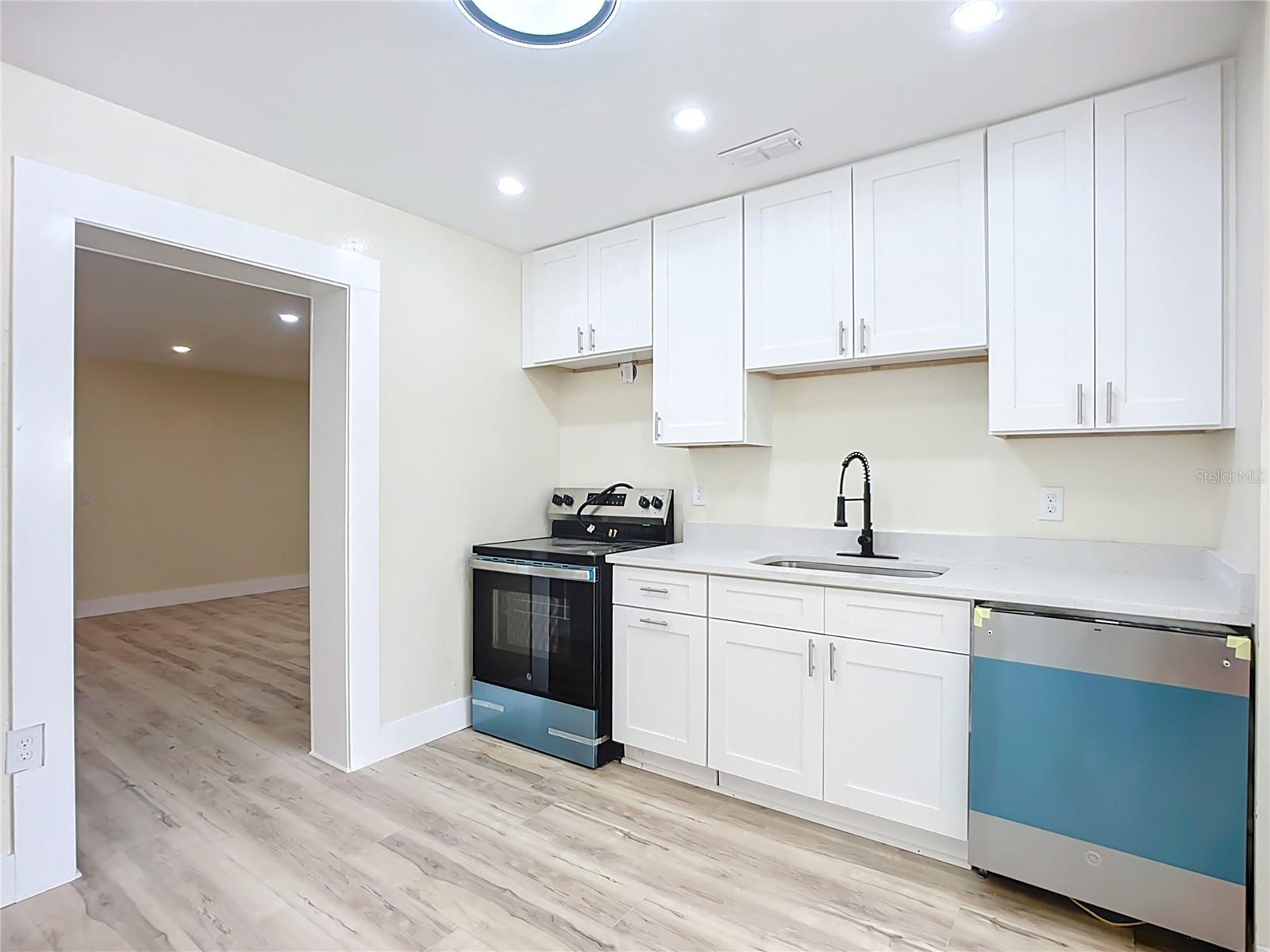 Image 17 of 50 For 4513 Gray Street