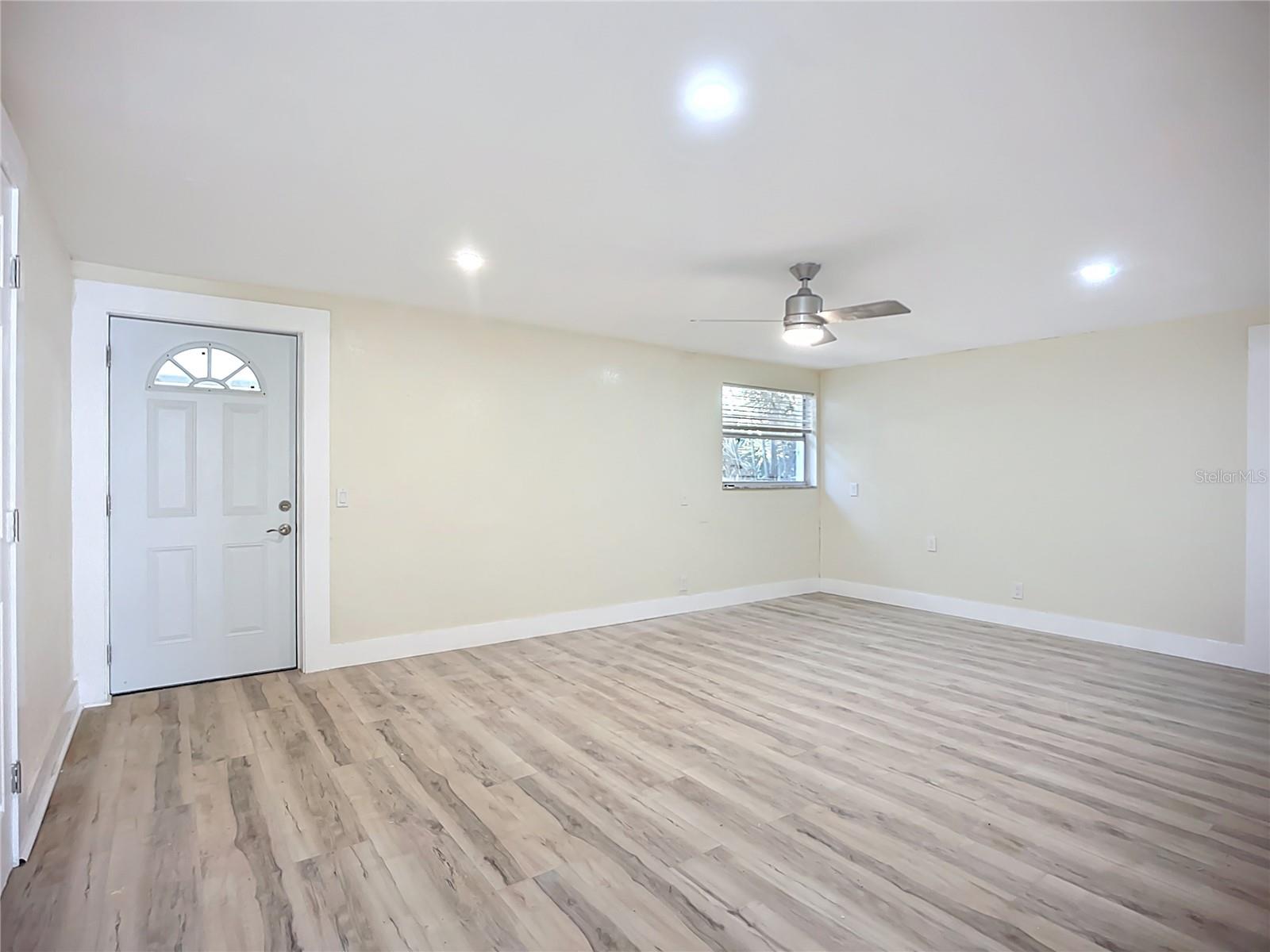 Image 20 of 50 For 4513 Gray Street