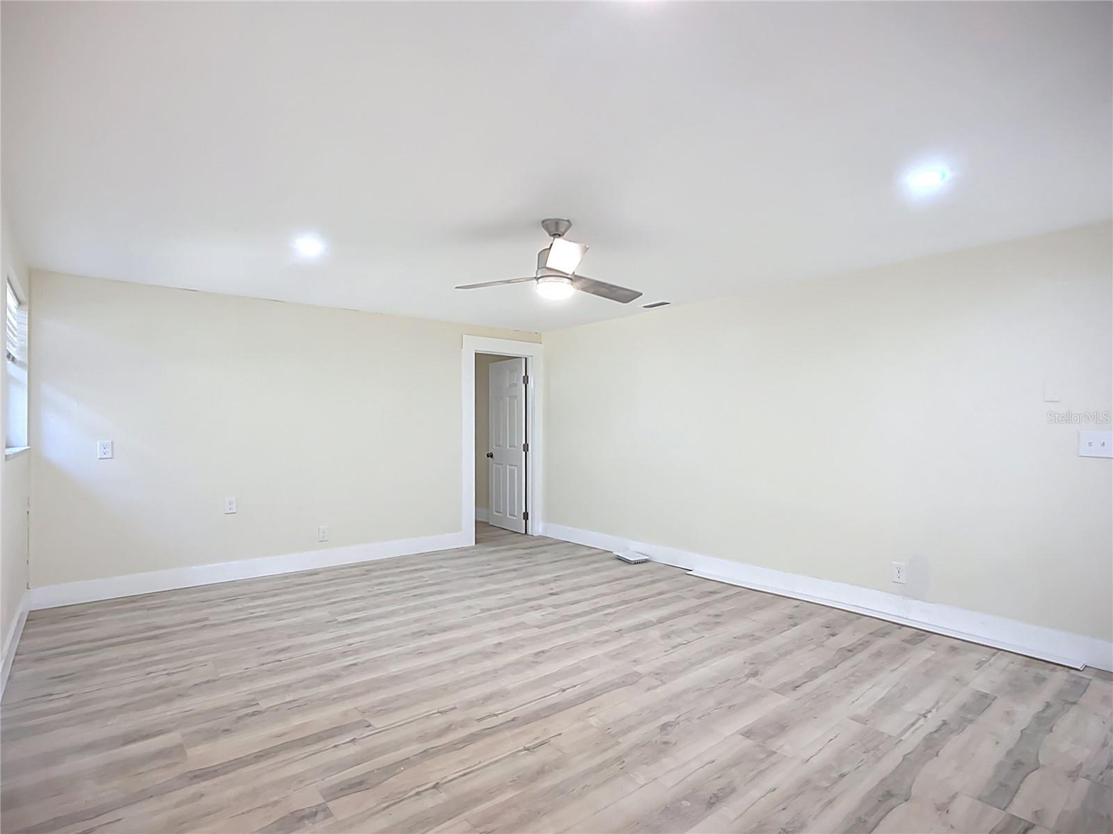 Image 21 of 50 For 4513 Gray Street