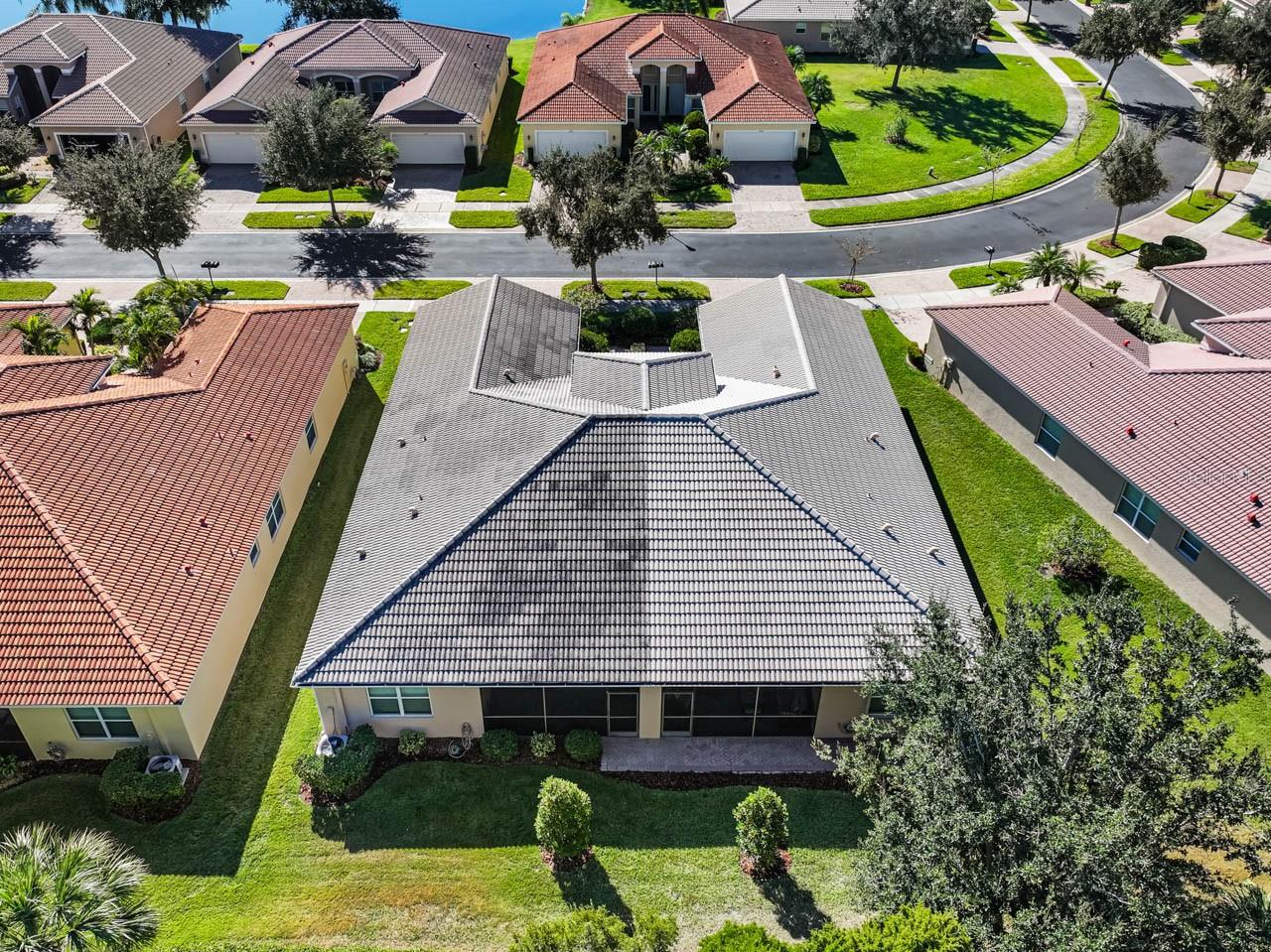 Image 33 of 47 For 16252 Amethyst Key Drive