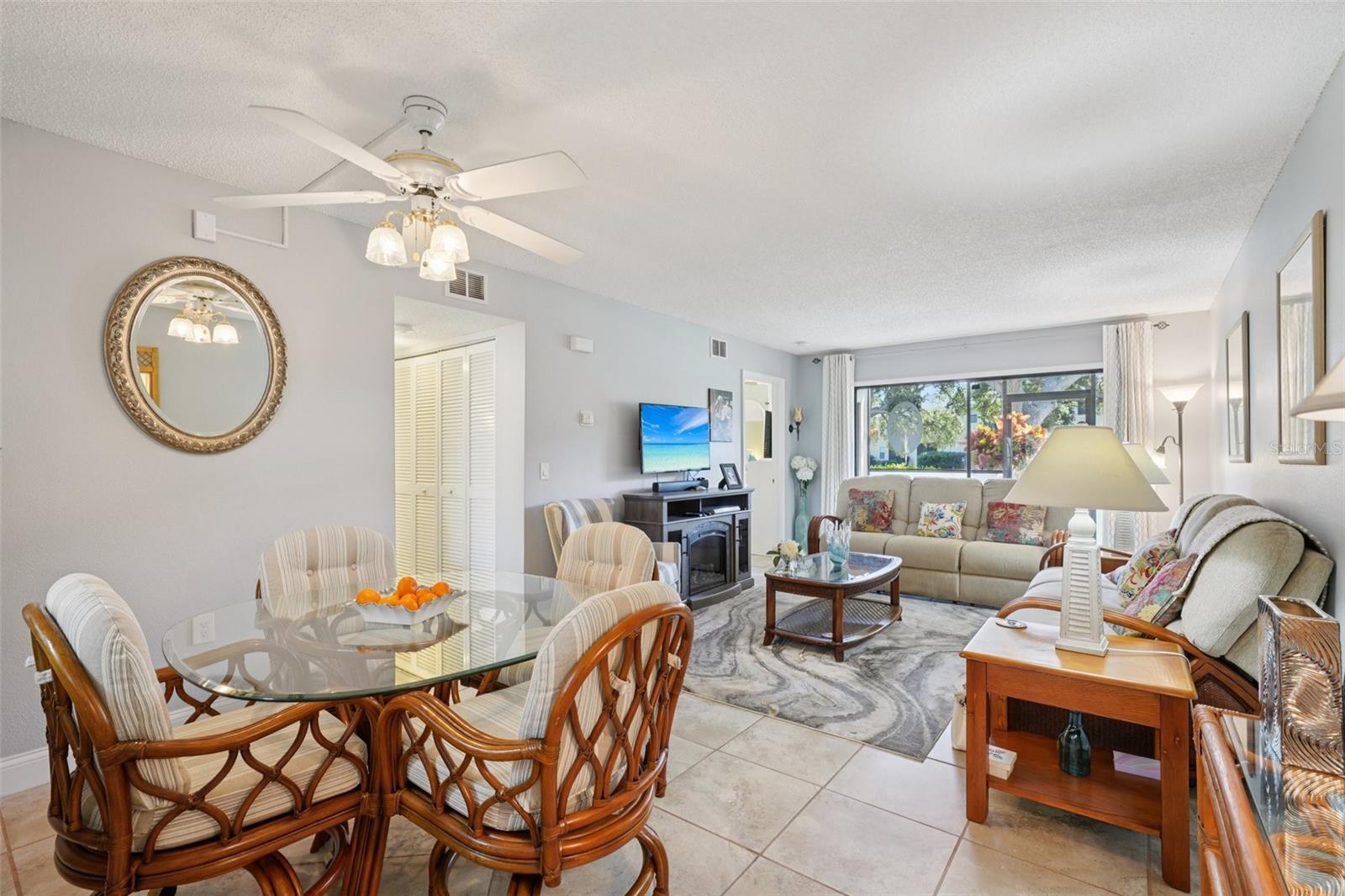 Image 12 of 86 For 3001 58th Avenue S 203