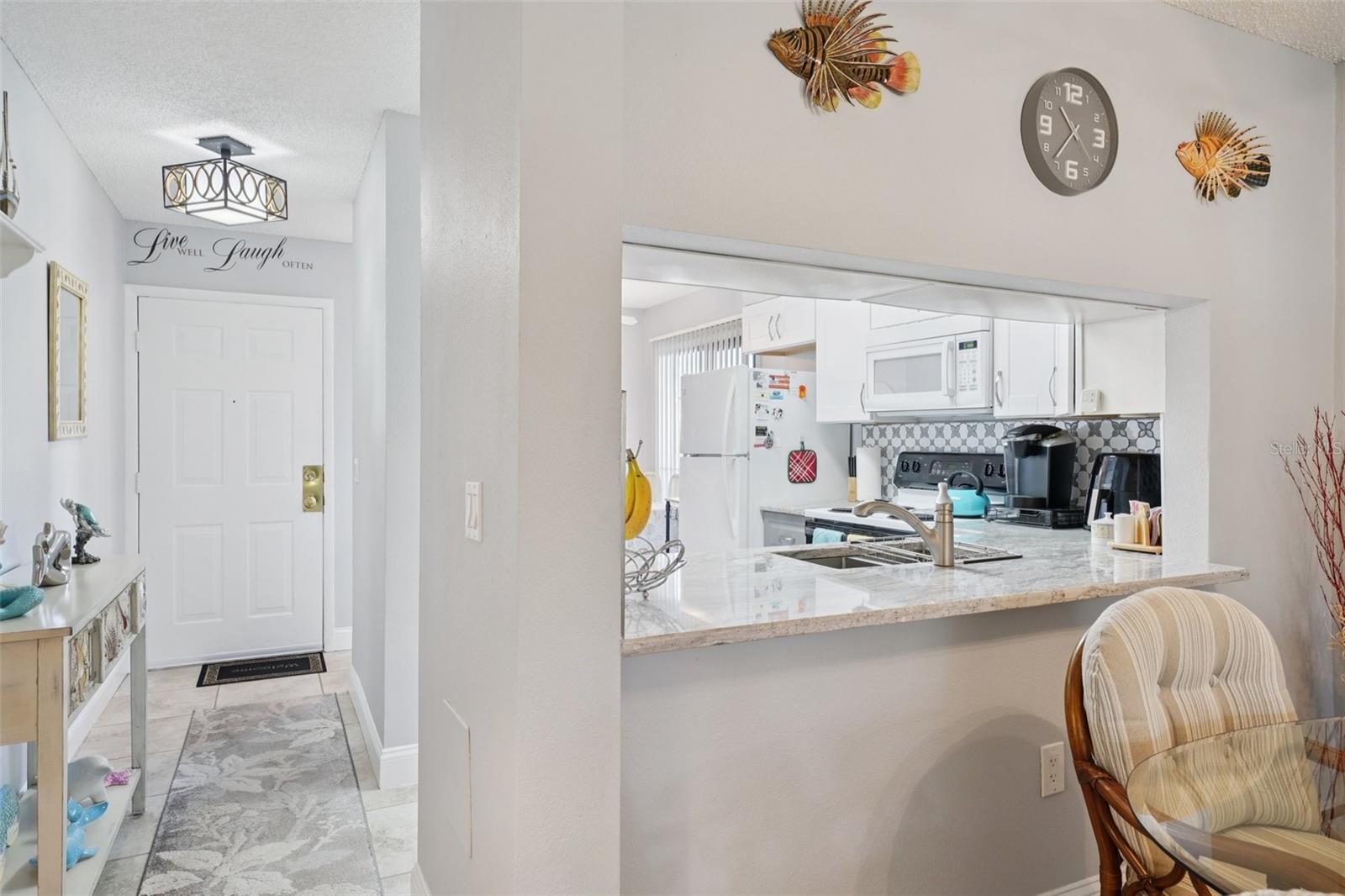 Image 14 of 86 For 3001 58th Avenue S 203