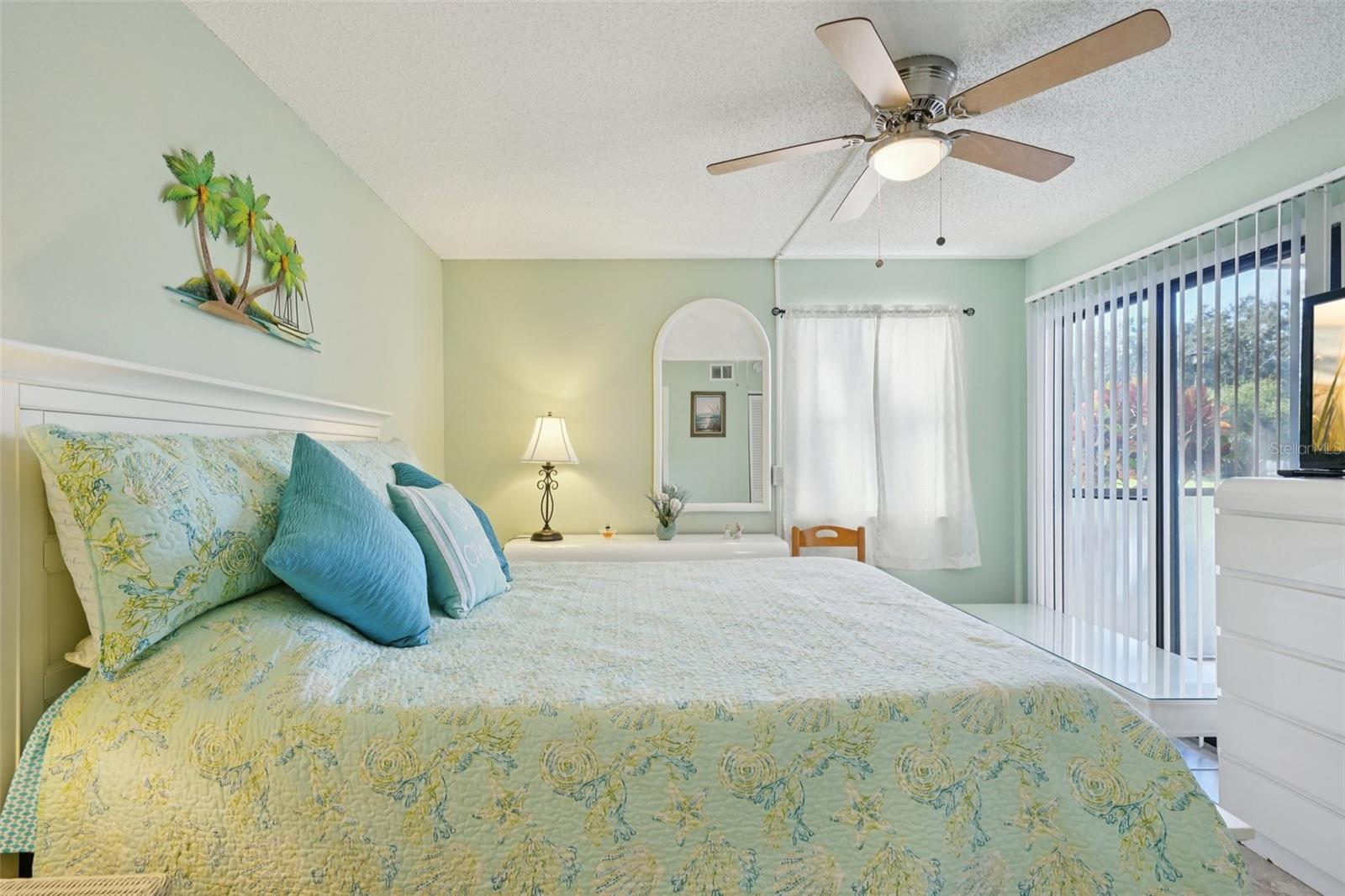 Image 30 of 86 For 3001 58th Avenue S 203