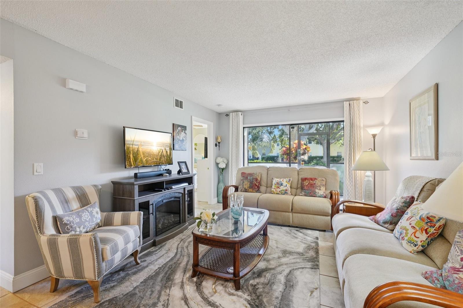 Image 7 of 86 For 3001 58th Avenue S 203