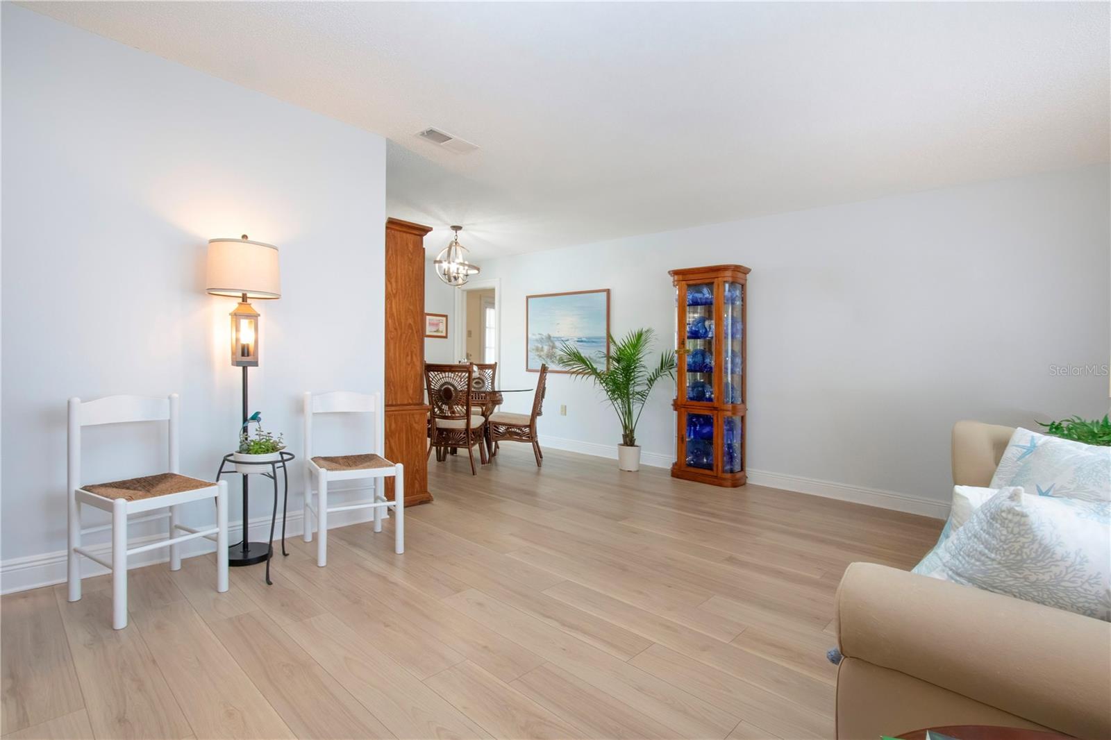 Image 11 of 69 For 2016 View Drive