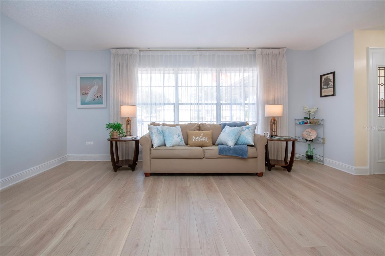 Image 13 of 69 For 2016 View Drive