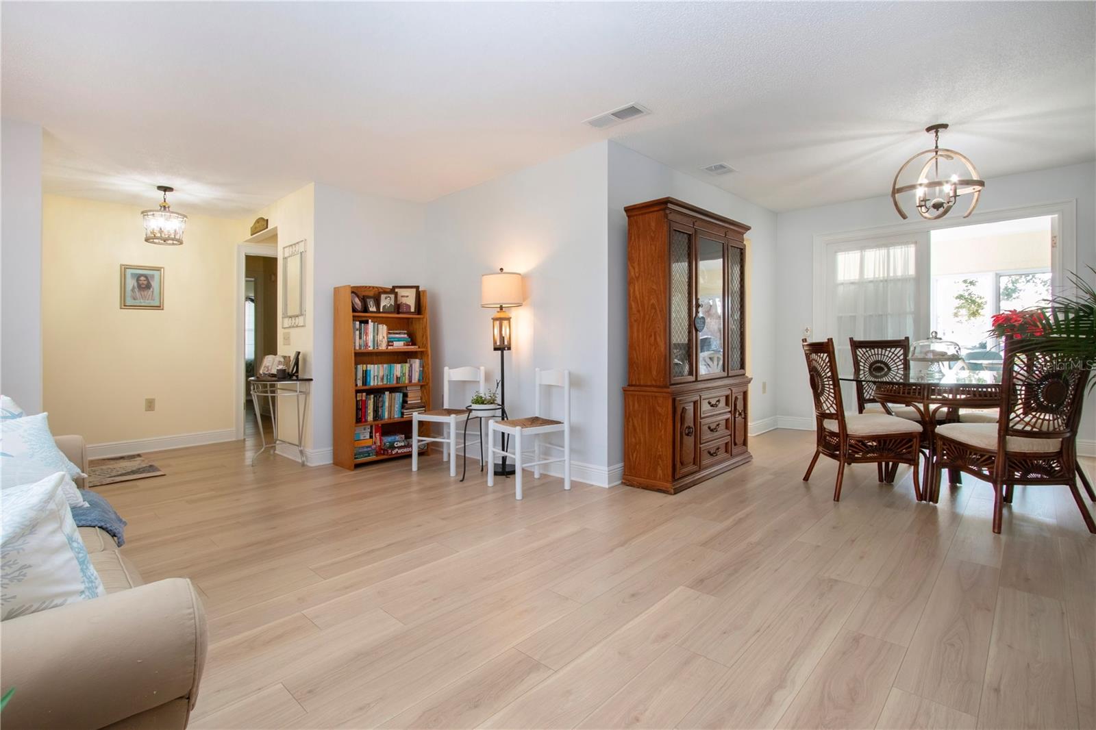 Image 14 of 69 For 2016 View Drive