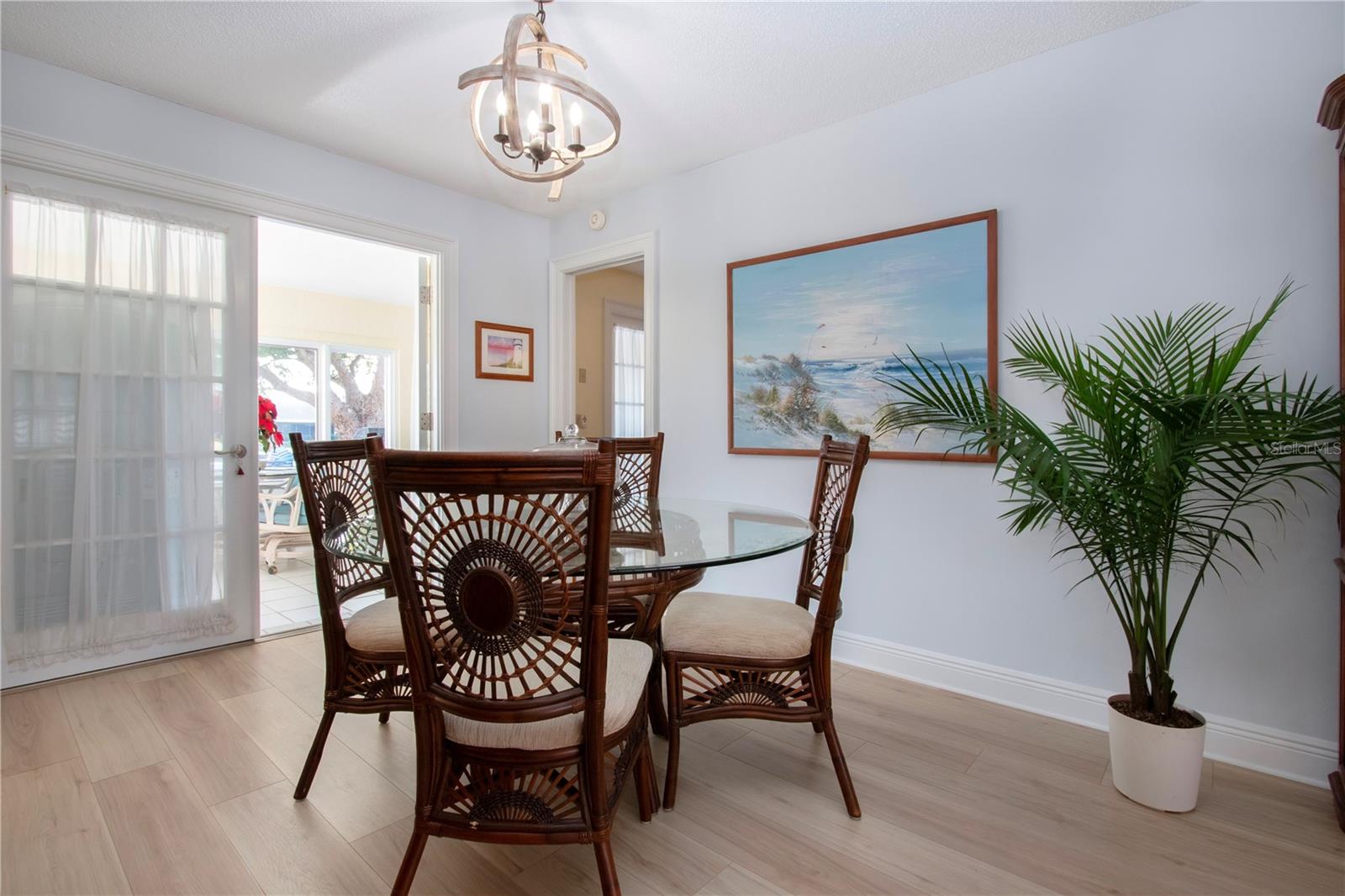 Image 16 of 69 For 2016 View Drive