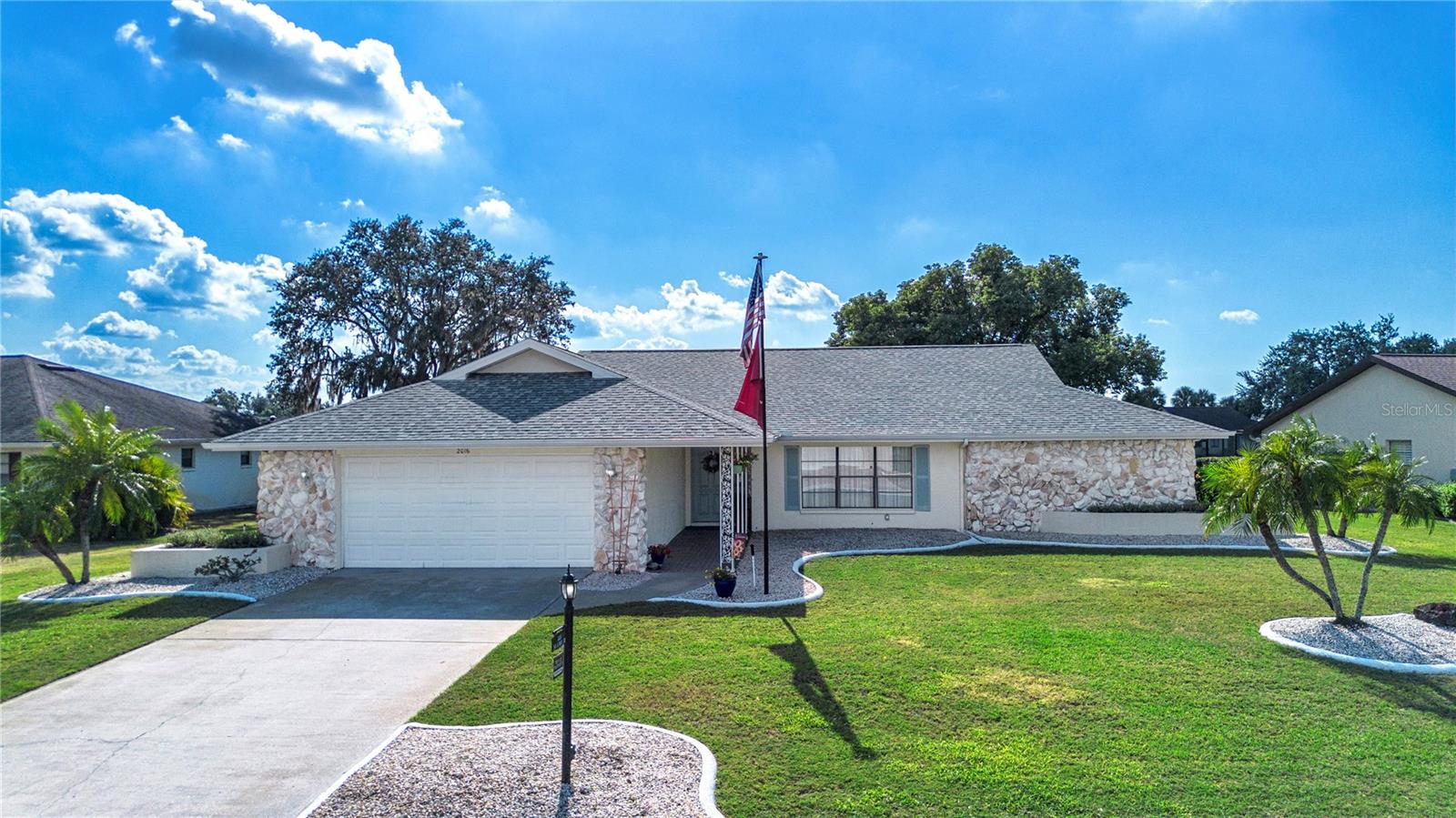 Image 2 of 69 For 2016 View Drive