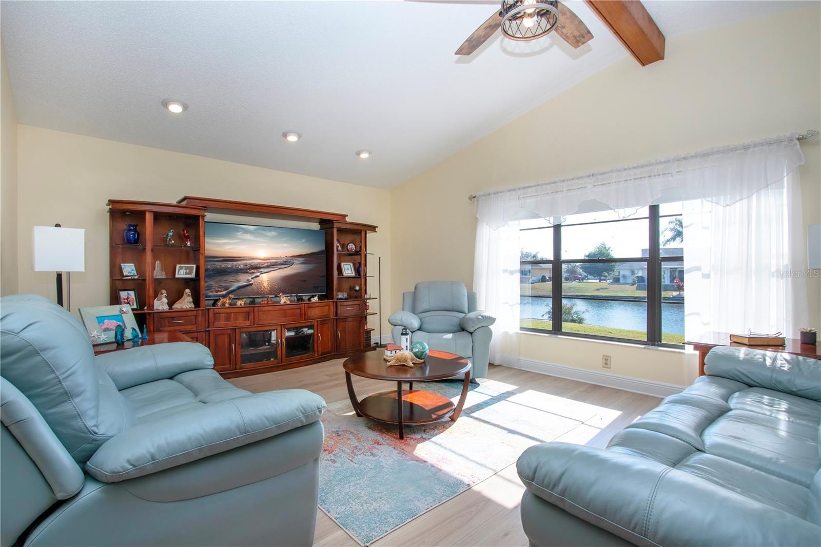 Image 36 of 69 For 2016 View Drive