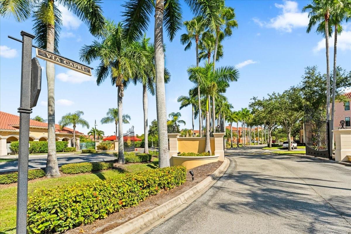 Image 12 of 53 For 2747 Via Capri 1132