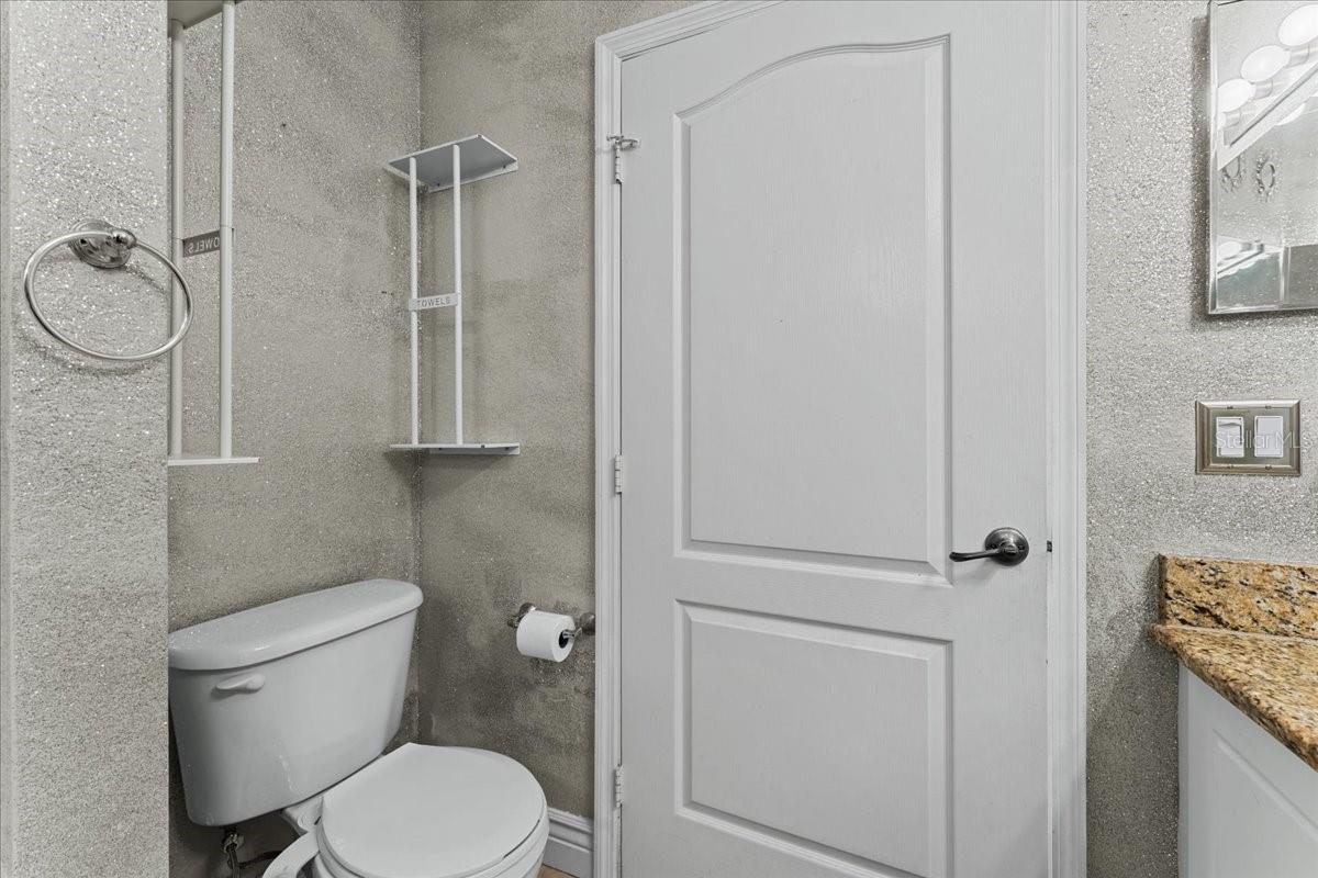 Image 38 of 53 For 2747 Via Capri 1132