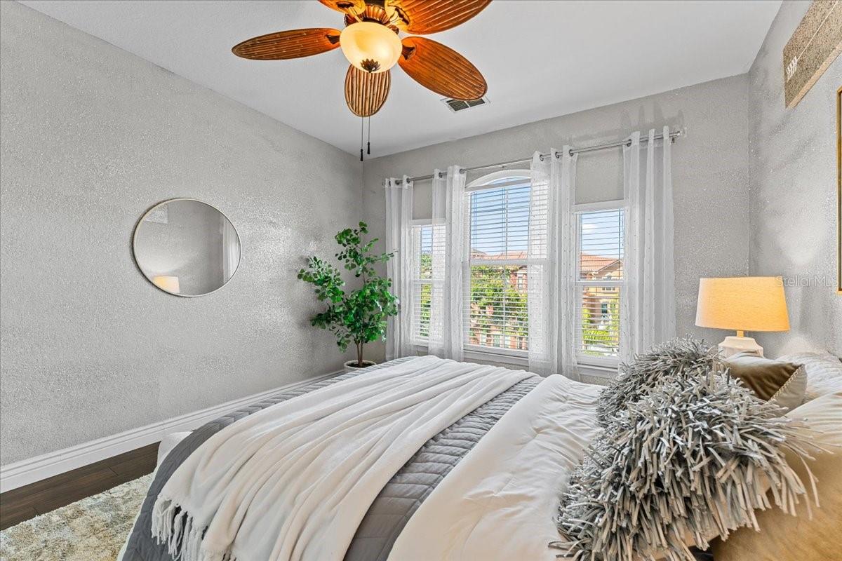 Image 43 of 53 For 2747 Via Capri 1132