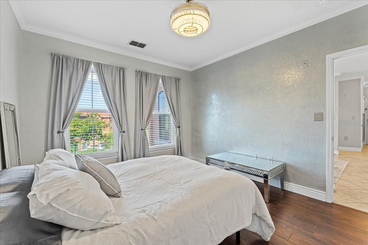 Image 45 of 53 For 2747 Via Capri 1132