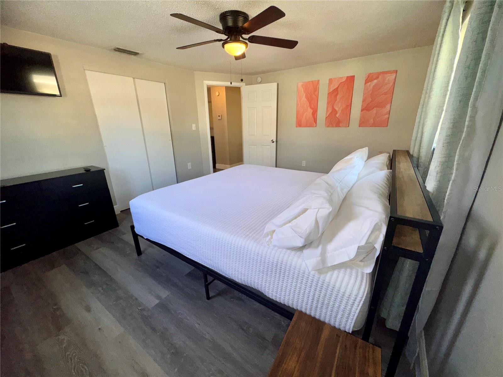 Image 13 of 25 For 7310 Ivanhoe Drive