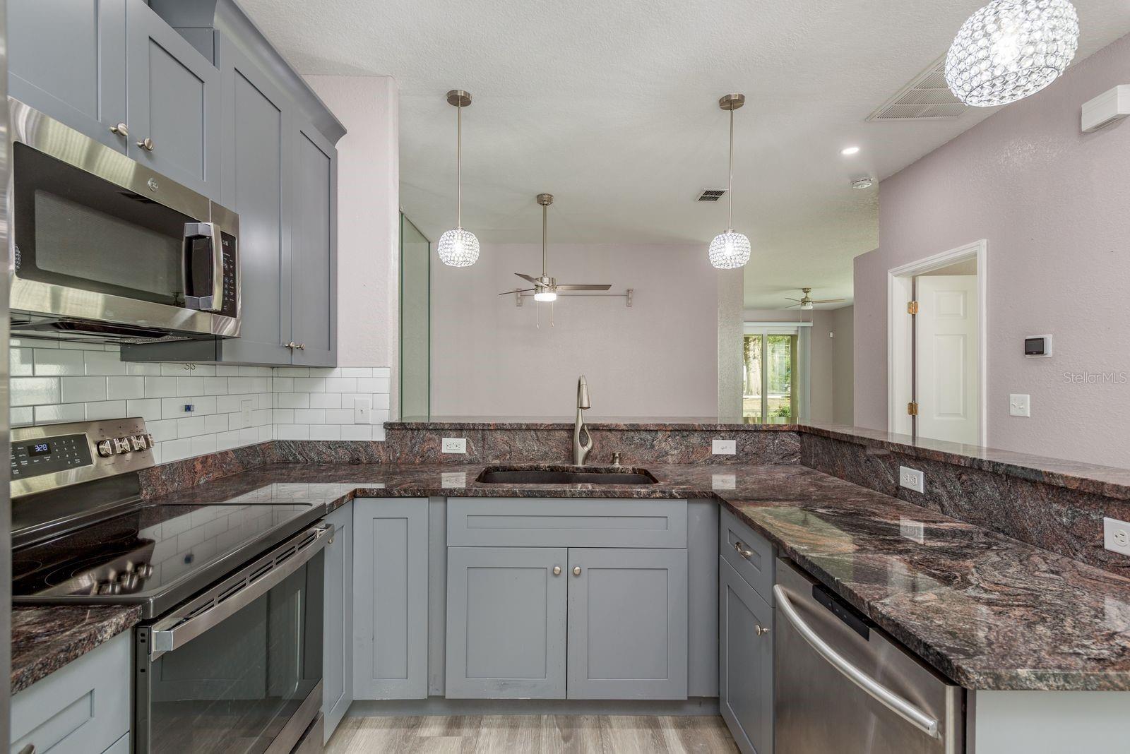 Image 14 of 33 For 3141 Brooker Creek Way