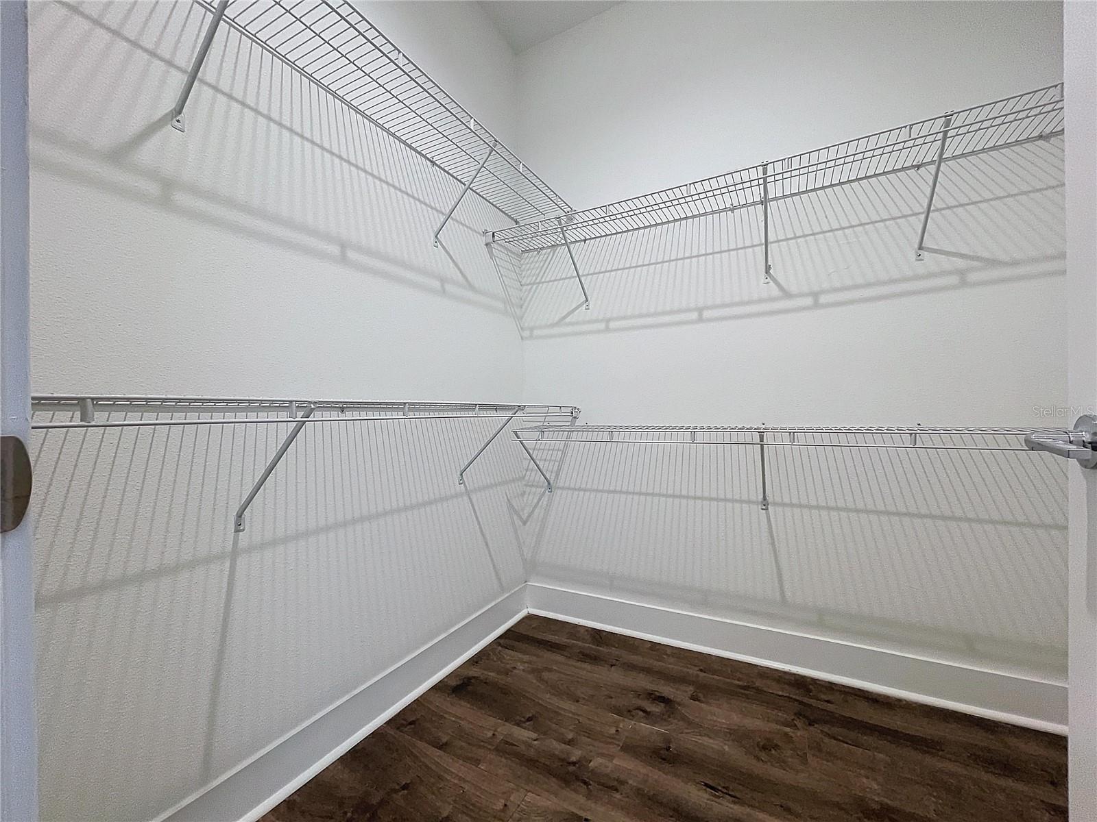 Image 28 of 83 For 2511 Grady Avenue N 59