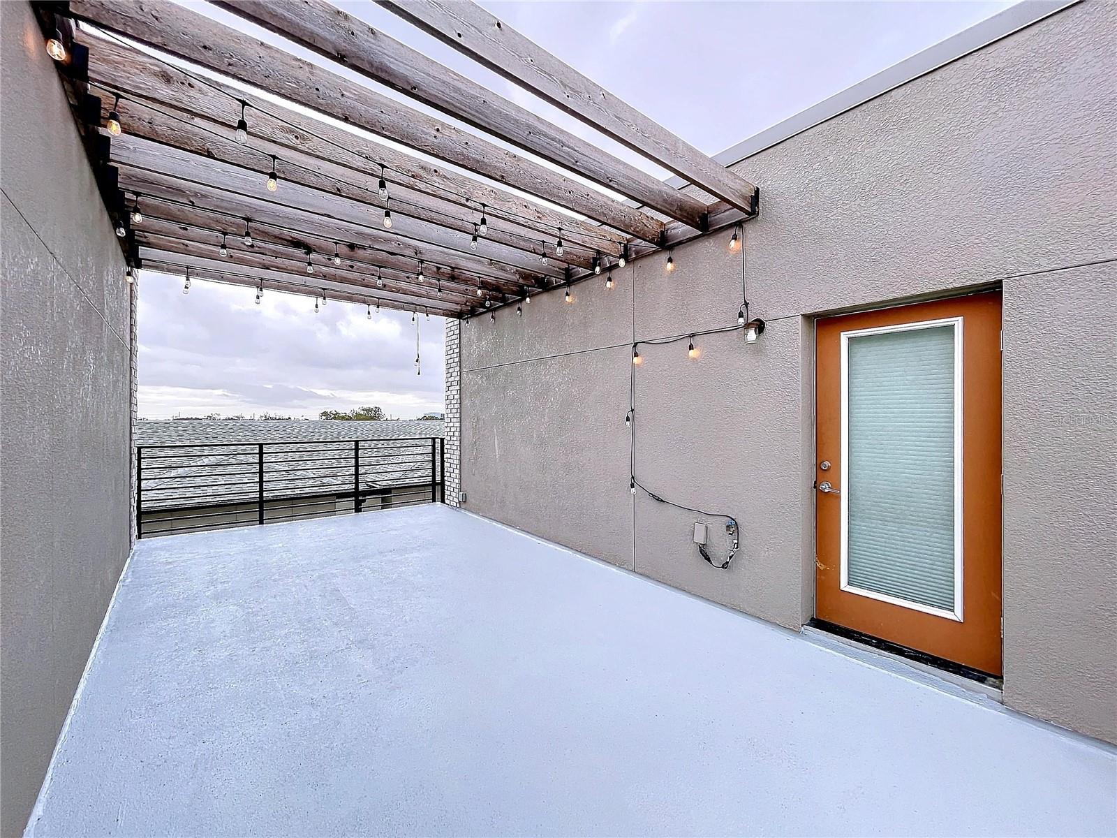 Image 4 of 83 For 2511 Grady Avenue N 59