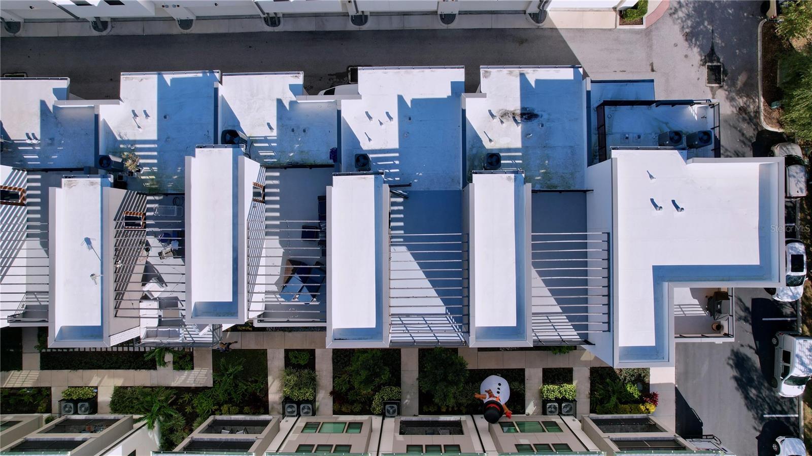 Image 64 of 83 For 2511 Grady Avenue N 59