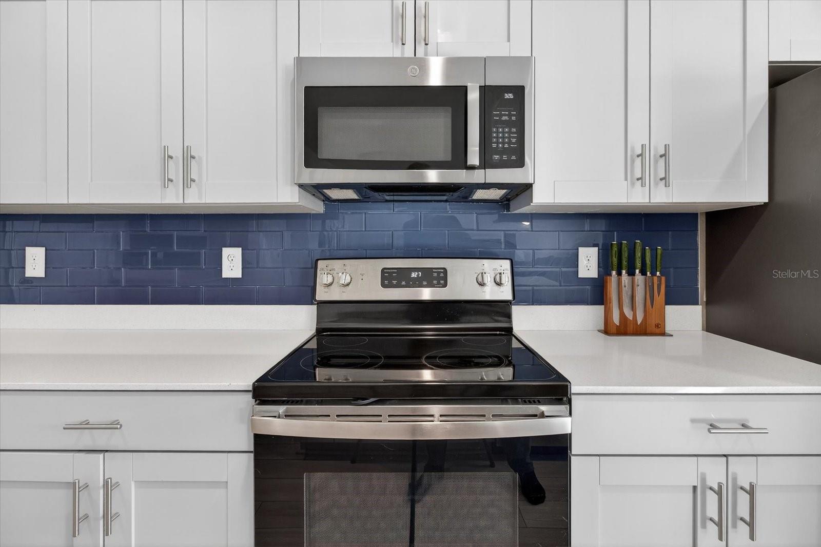 Image 13 of 55 For 7860 Peace Lily Avenue