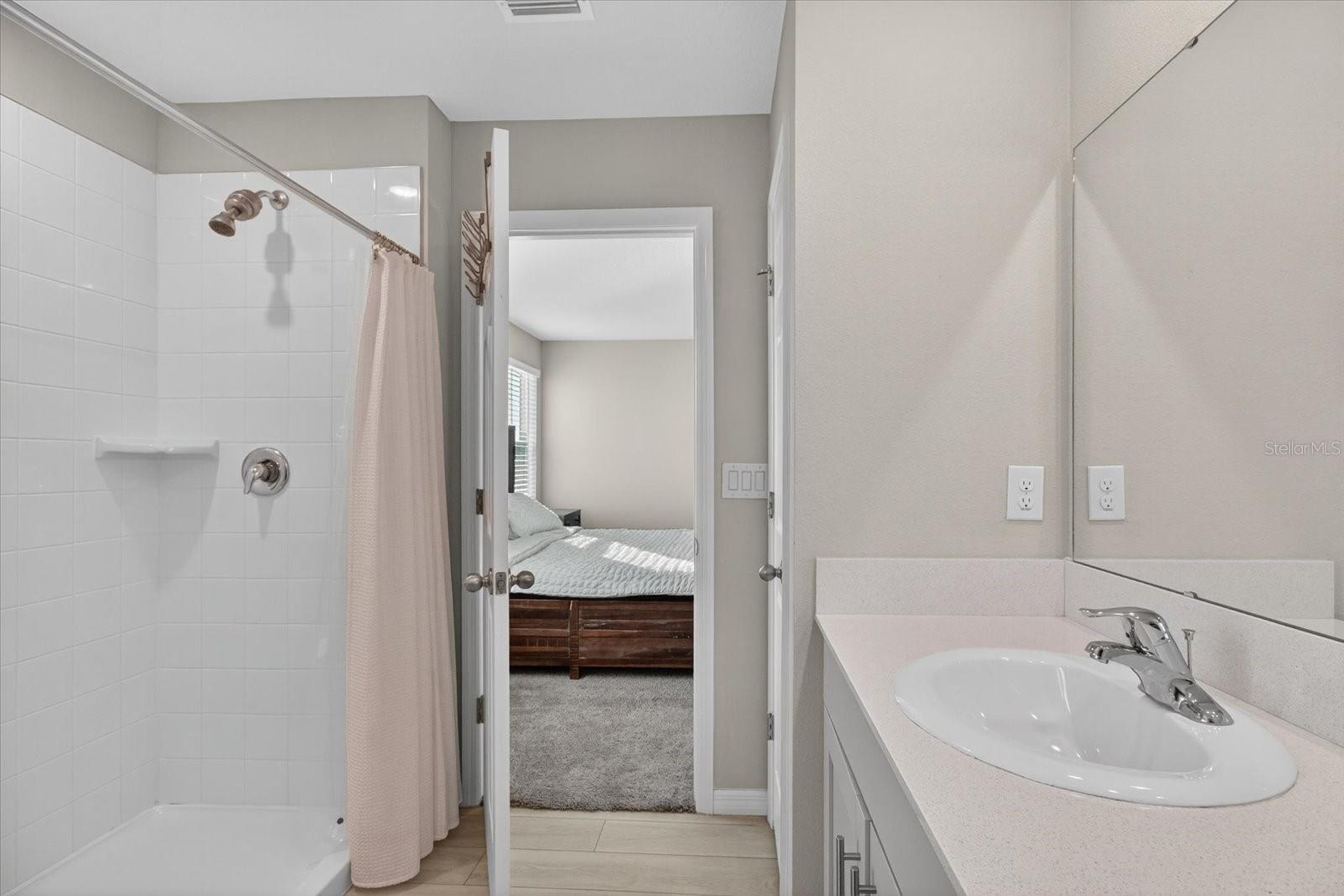 Image 31 of 55 For 7860 Peace Lily Avenue