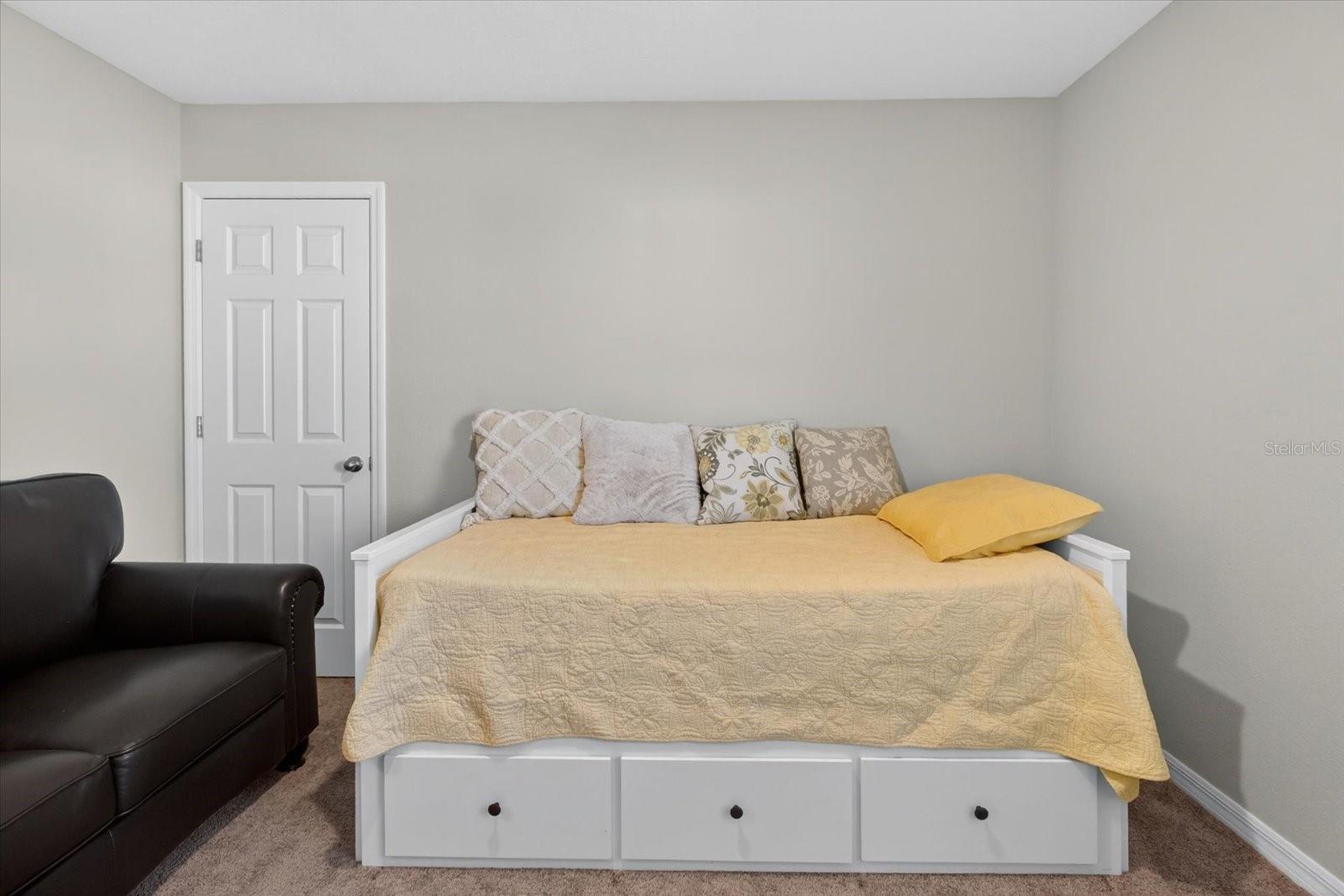 Image 33 of 55 For 7860 Peace Lily Avenue