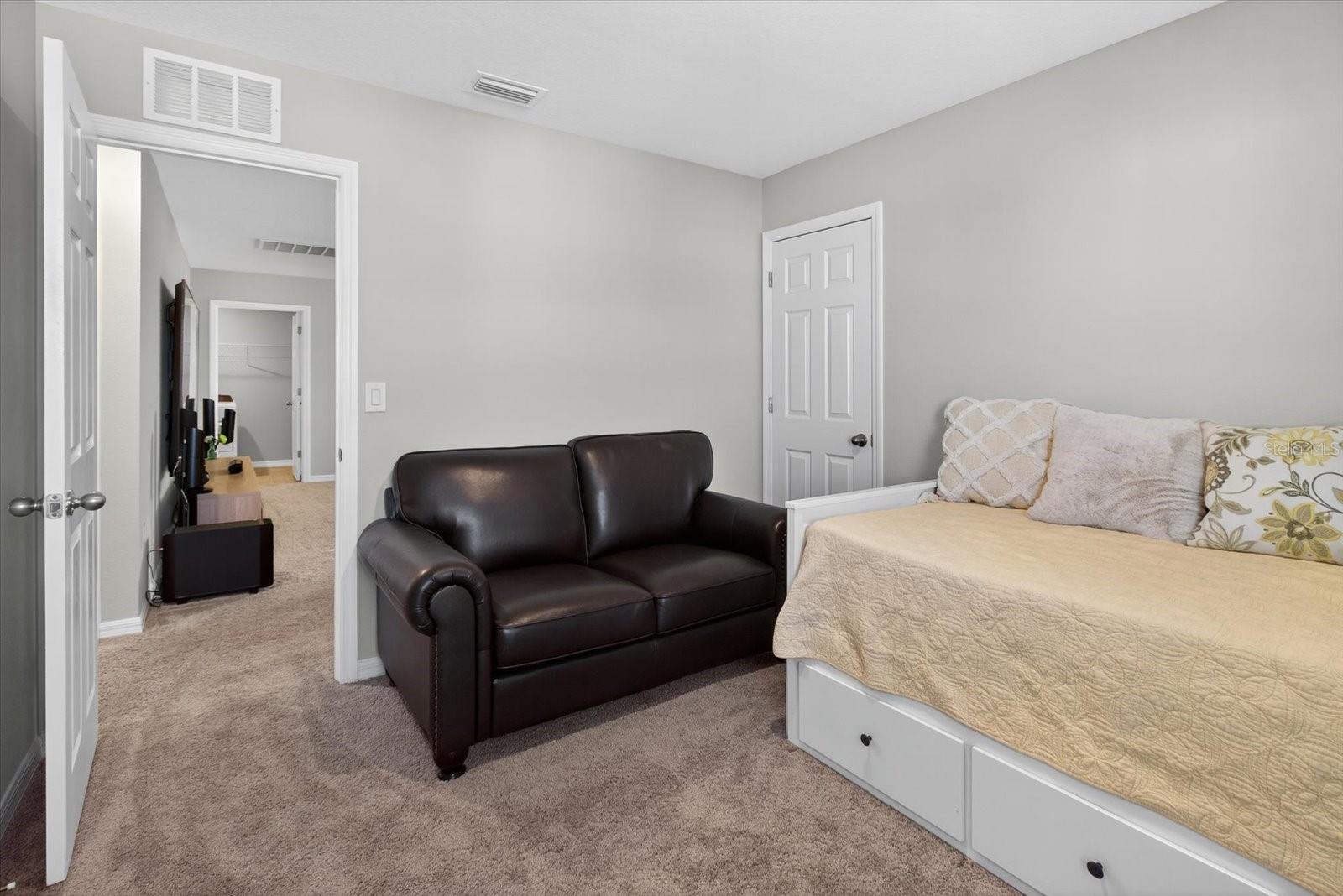 Image 34 of 55 For 7860 Peace Lily Avenue